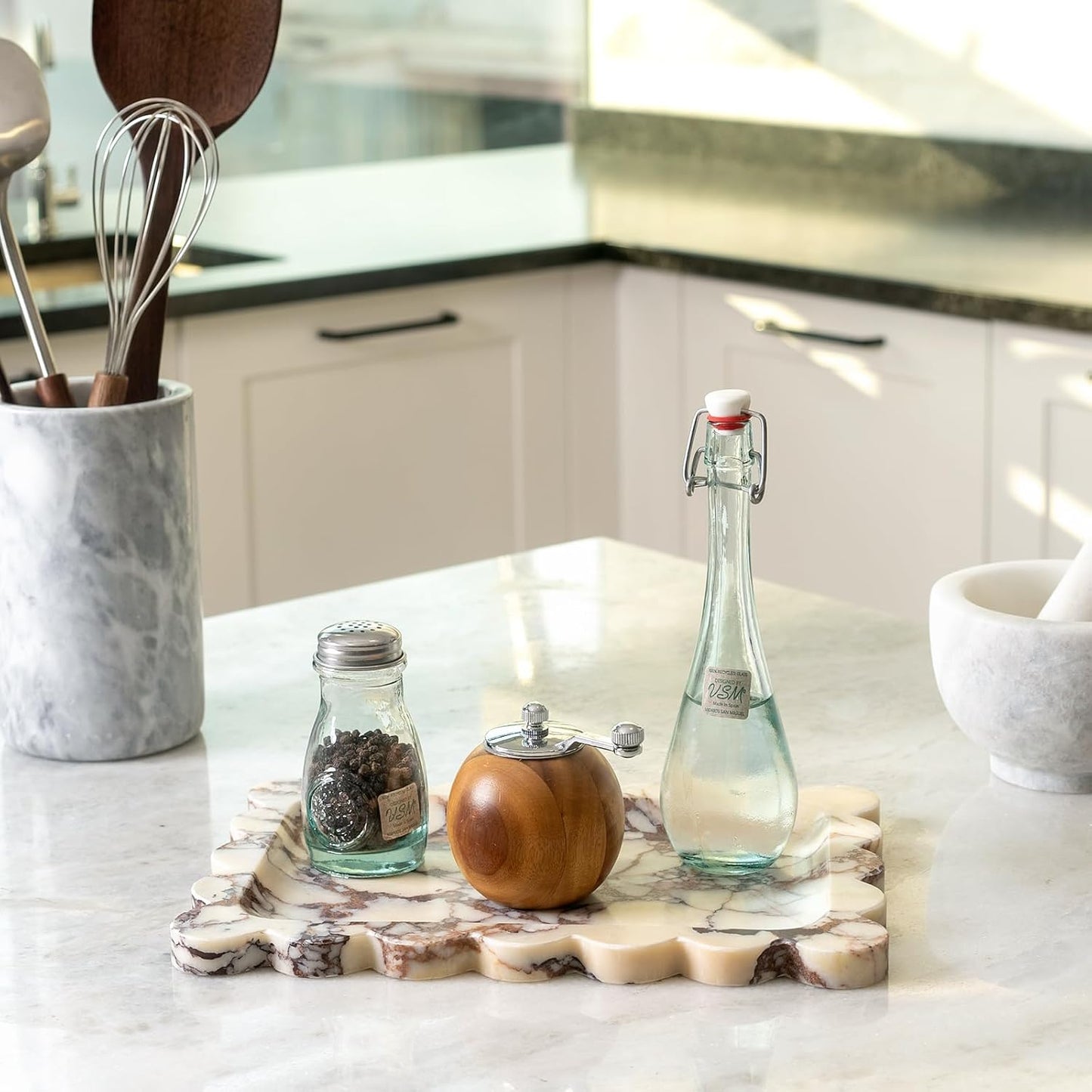 Scalloped Marble Vanity Tray for Countertop Bathroom Kitchen / Calacatta / 11 x 7.9 x 0.7