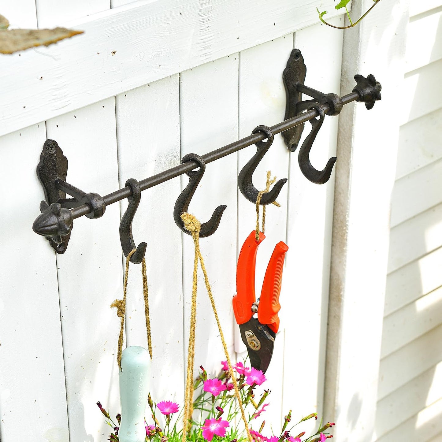 Sungmor Vintage Cast Iron Wall Hook Rack - Rustic Farmhouse Wall-Mounted Hanger for Coats, Keys, Mugs, Towels - Heavy