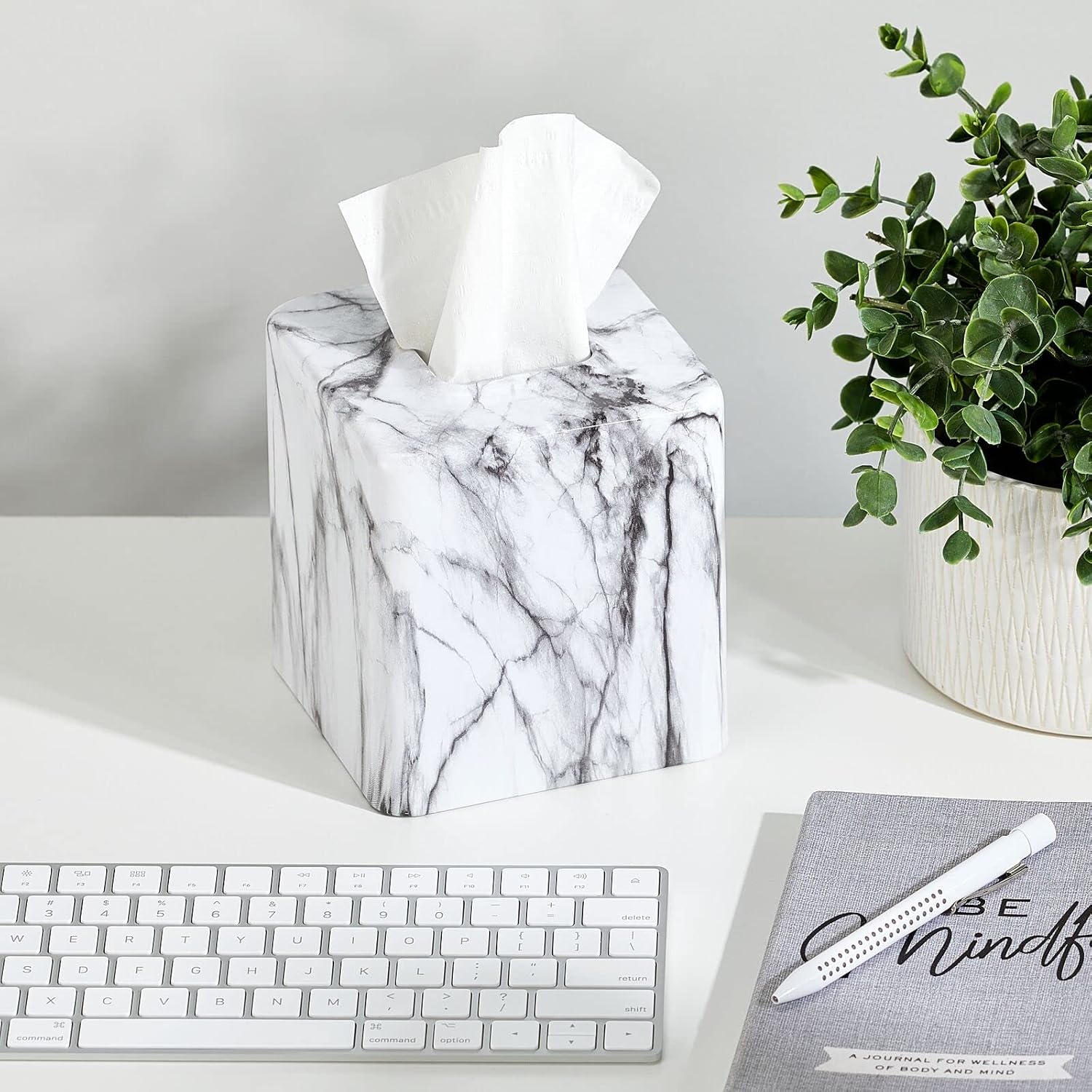 Modern Facial Paper Holder / Marble