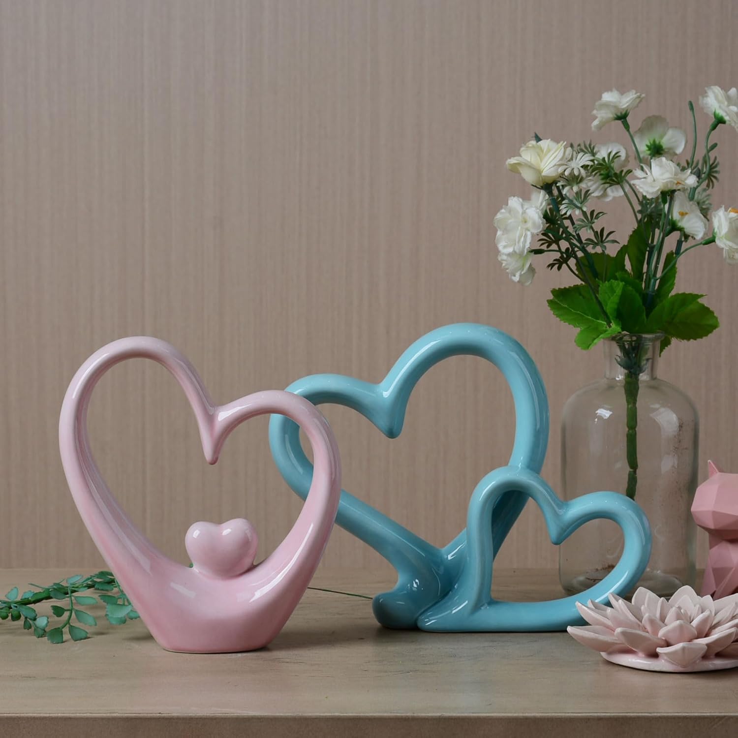 Heart Statue Figurine Modern Art Sculpture Romantic Home Decor Ceramic Ornament Gift