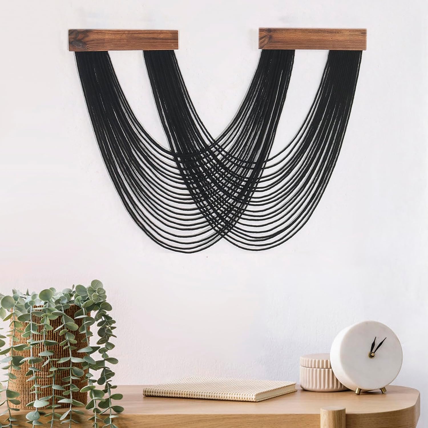 Macrame Wall Hanging / Black