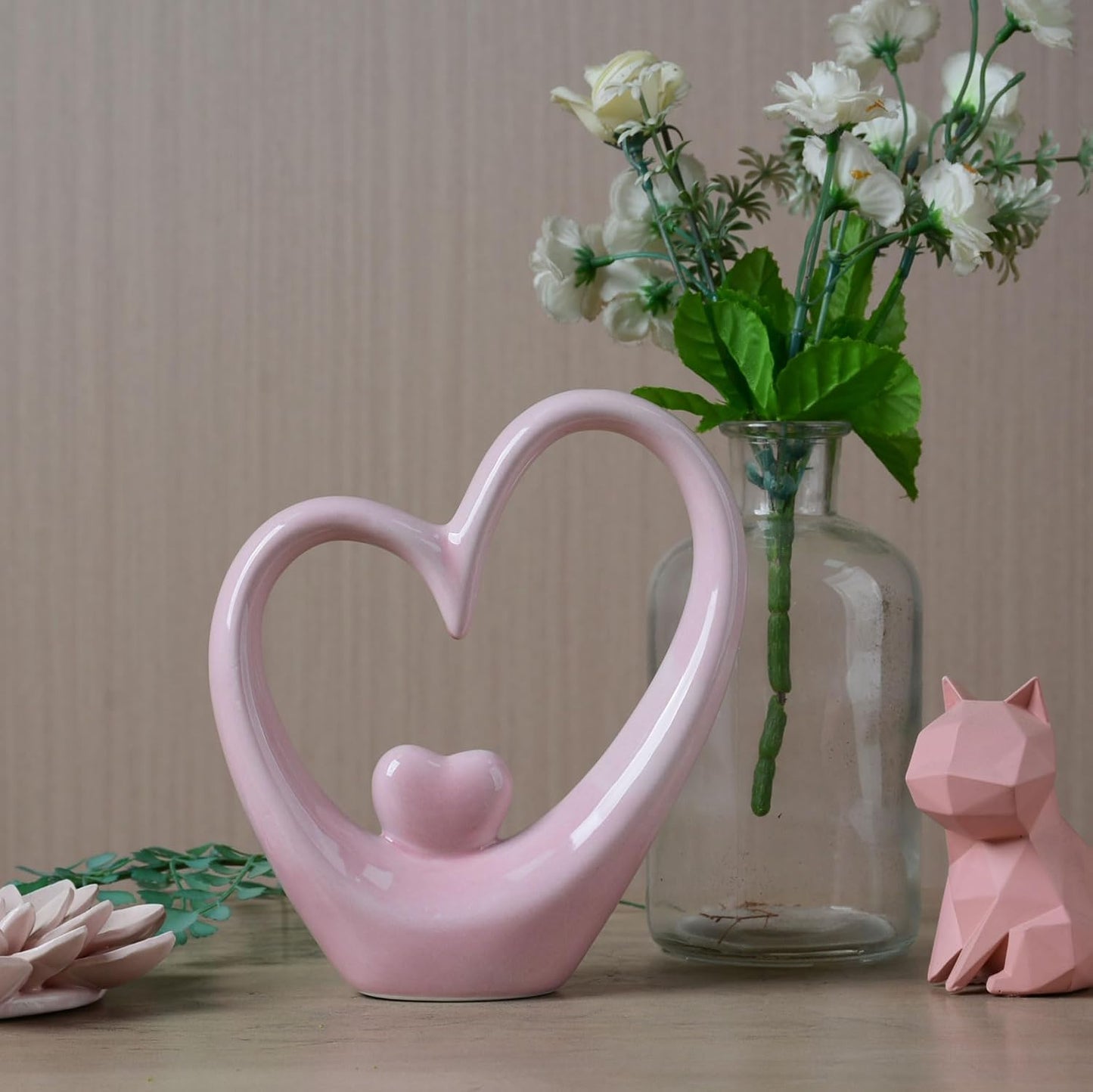 Heart Statue Figurine Modern Art Sculpture Romantic Home Decor Ceramic Ornament Gift