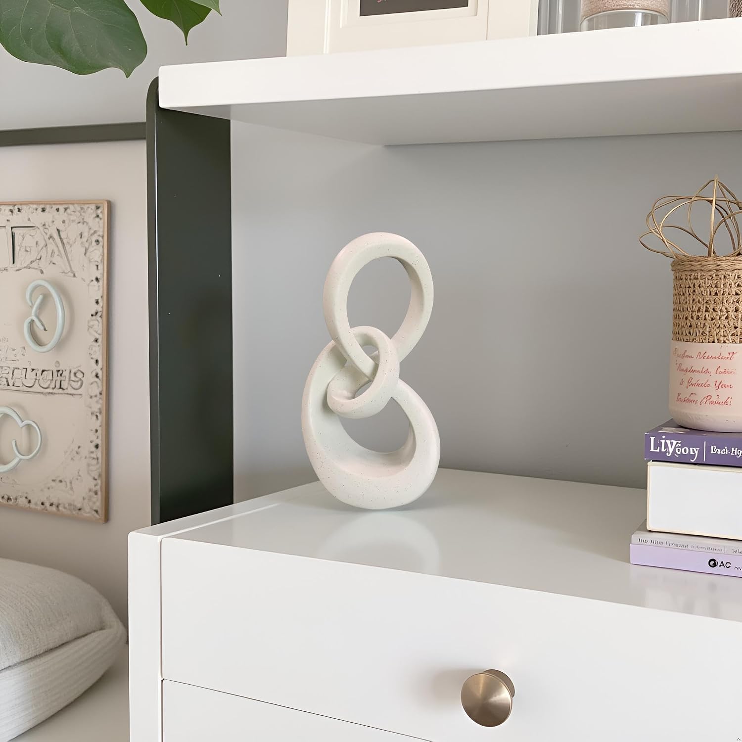 Coffee Table Statues / 11.42"light Gray