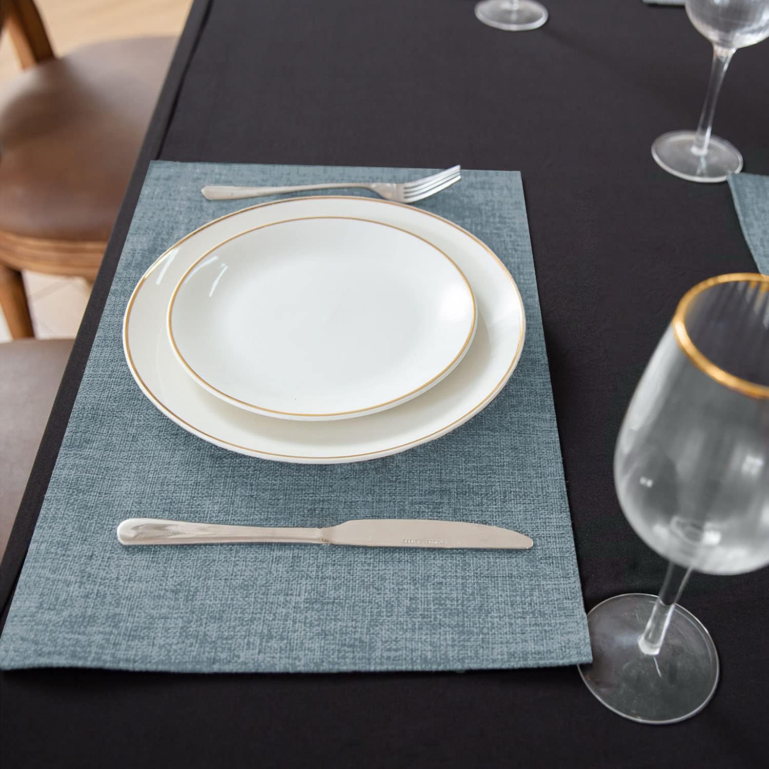 Cloth Placemats Set of 8, Linen Type Fabric Placemats Machine Washable Heat Resistant Placemats Polyester Place Mats