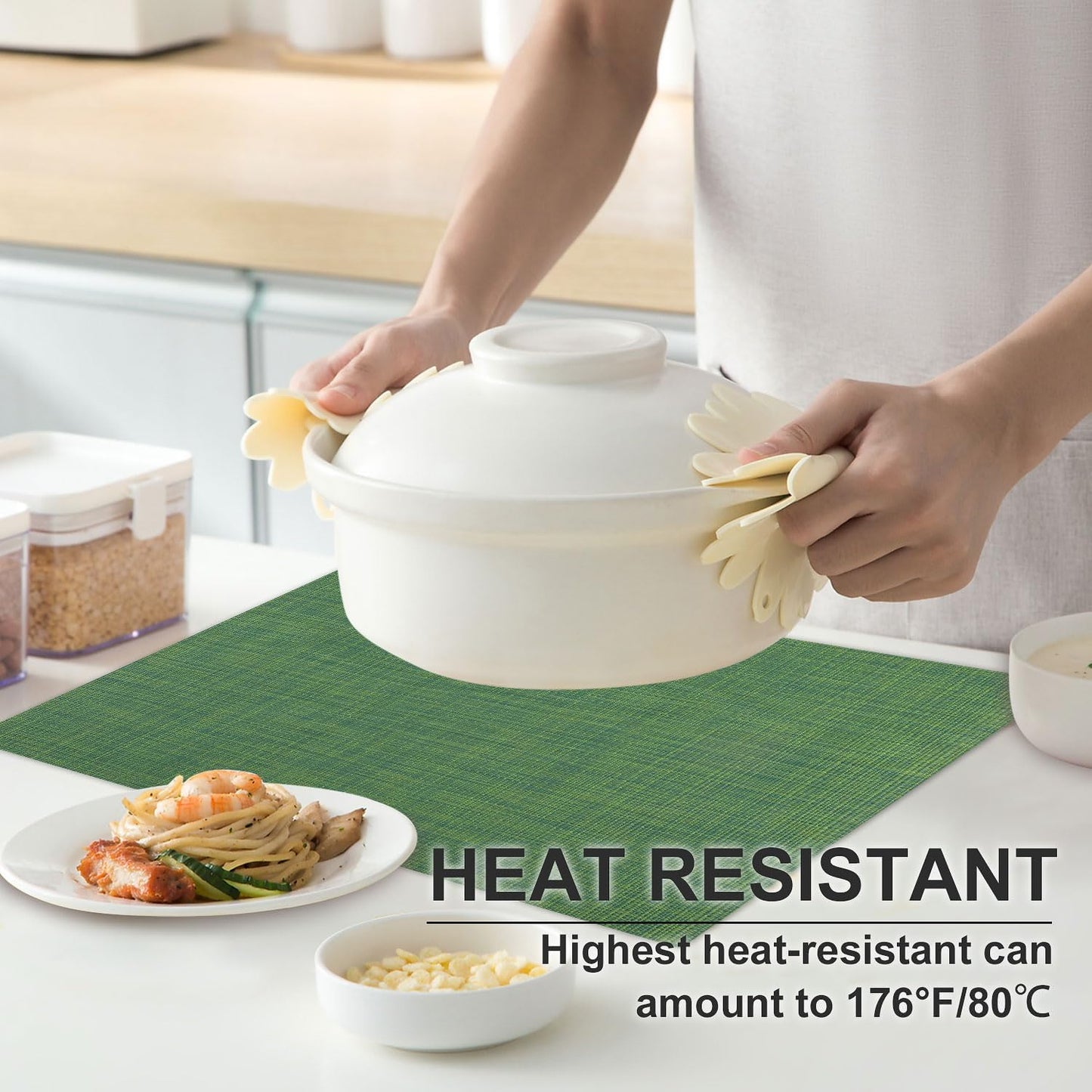 Vinyl Placemats Set of 8, PVC Woven Washable Non-Slip Table Mats, Heat Resistant Wrinkle Free Place Mats for Dining