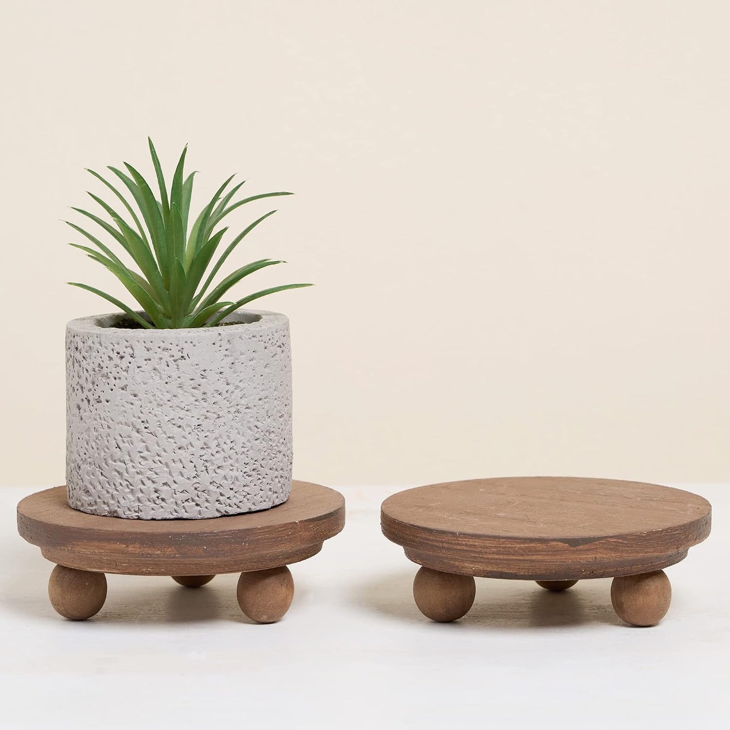 Small "Round Rustic Pedestal Display Stand / 5" Wood-round / 5 Inch / Set of 2