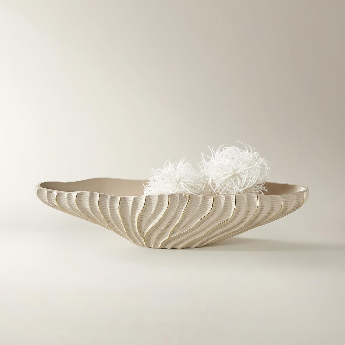 Hand-Etched Ridges / Ivory / 25.6 Inch
