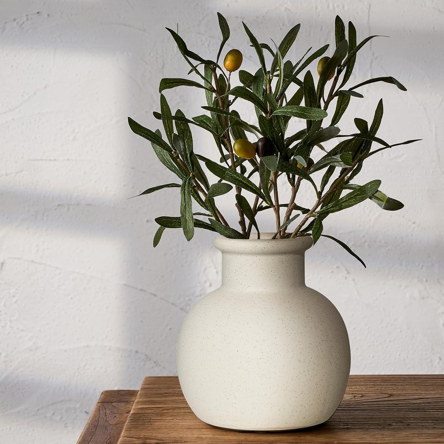 Spotted Ceramic Modern Vase / 18795-white / 5.8 Inch