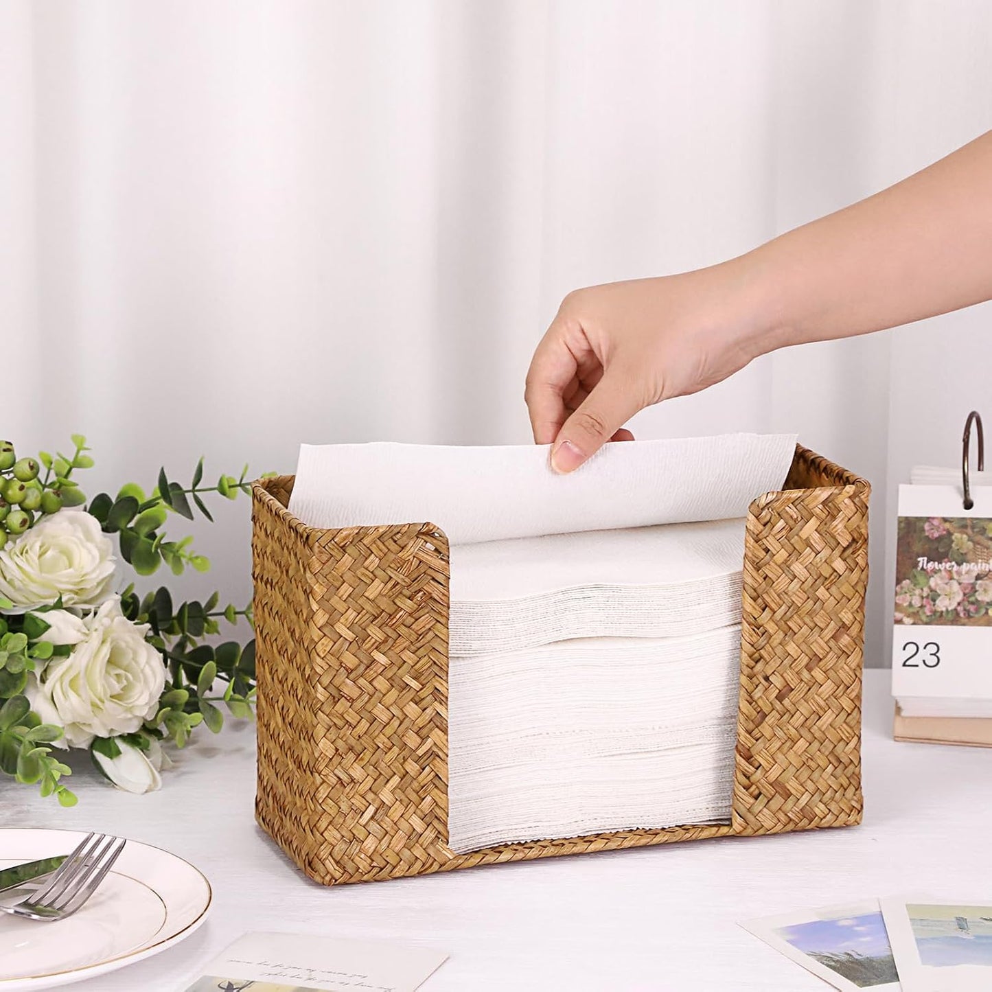 Folded Paper Towel Holder Wicker Countertop Paper Towels Dispenser / Caramel