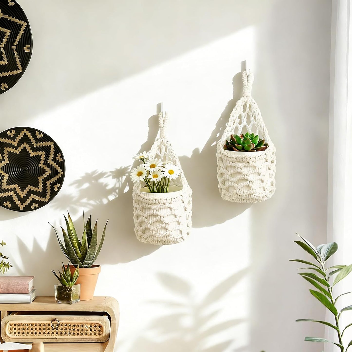 Macrame Wall Plant Hanger / Ivory / 4-inch / 4 Inch