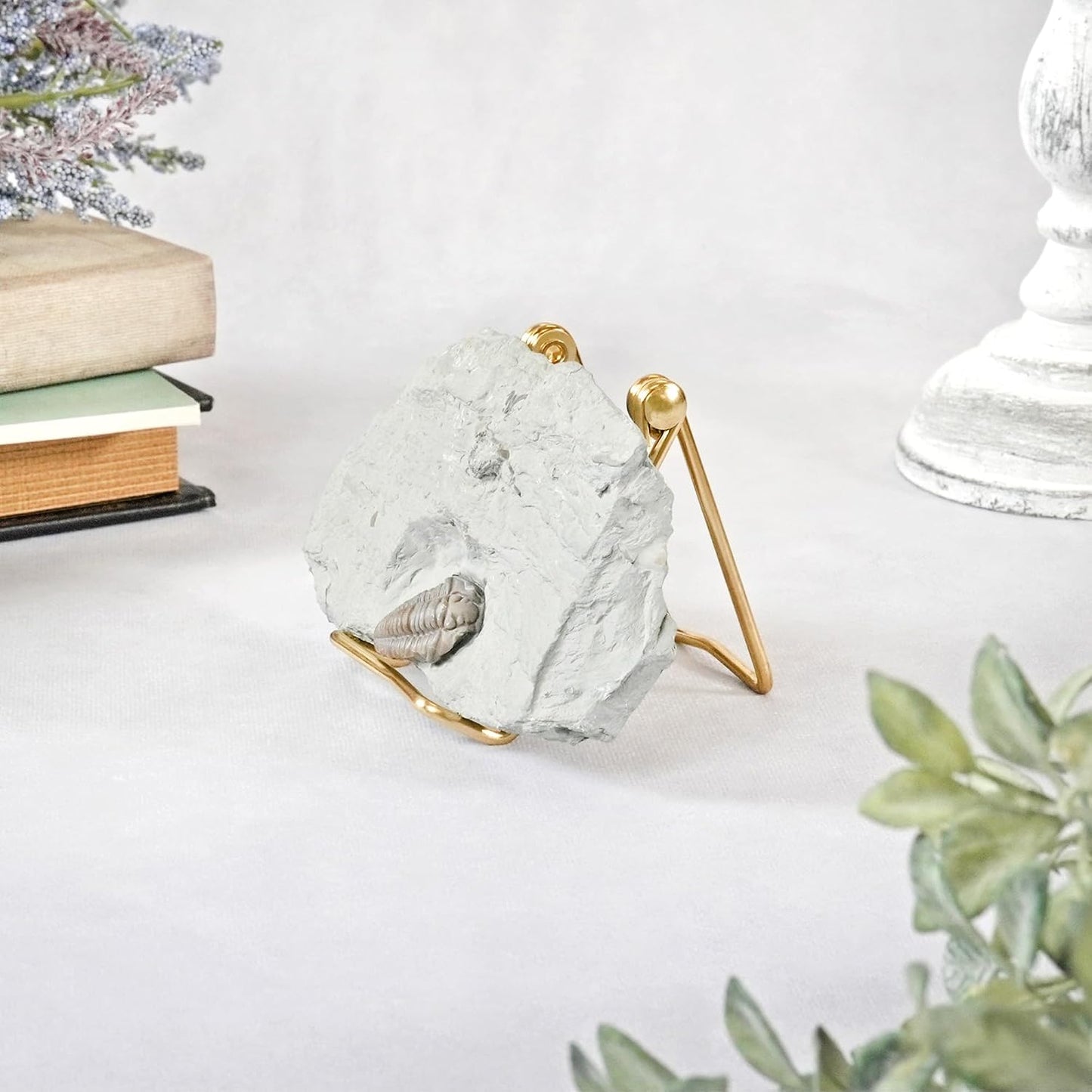 Bard's Folding Gold-toned Wire Easel Stand, 3" H x 2.75" W x 3" D, Pack of 6