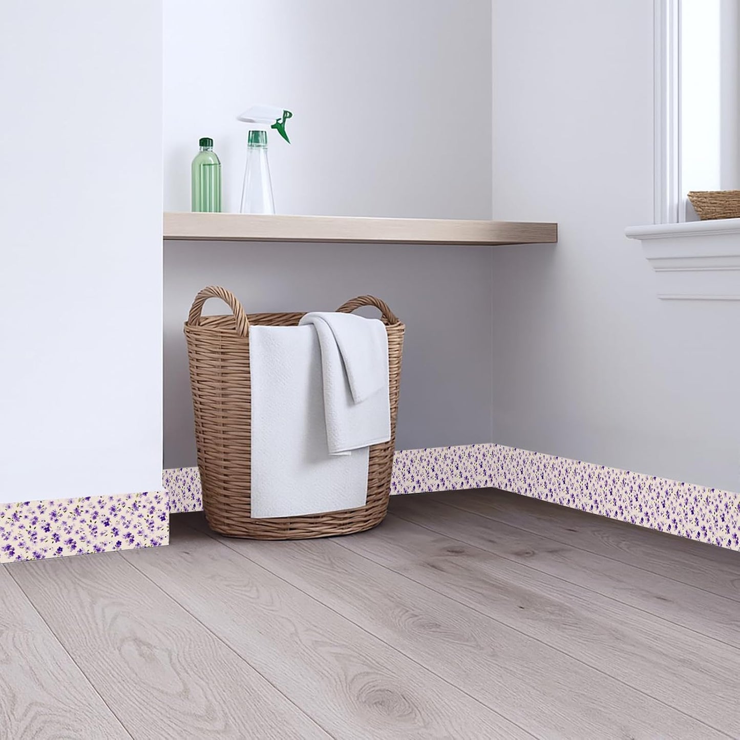 Wallpaper Border Peel and Stick Wall Border Removable Vinyl / Lavender Floral / Purple / 196 x 4