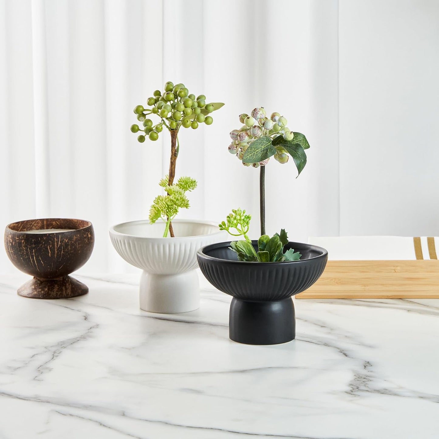 Table Art Flower Vase / Black / Pedestal, 6