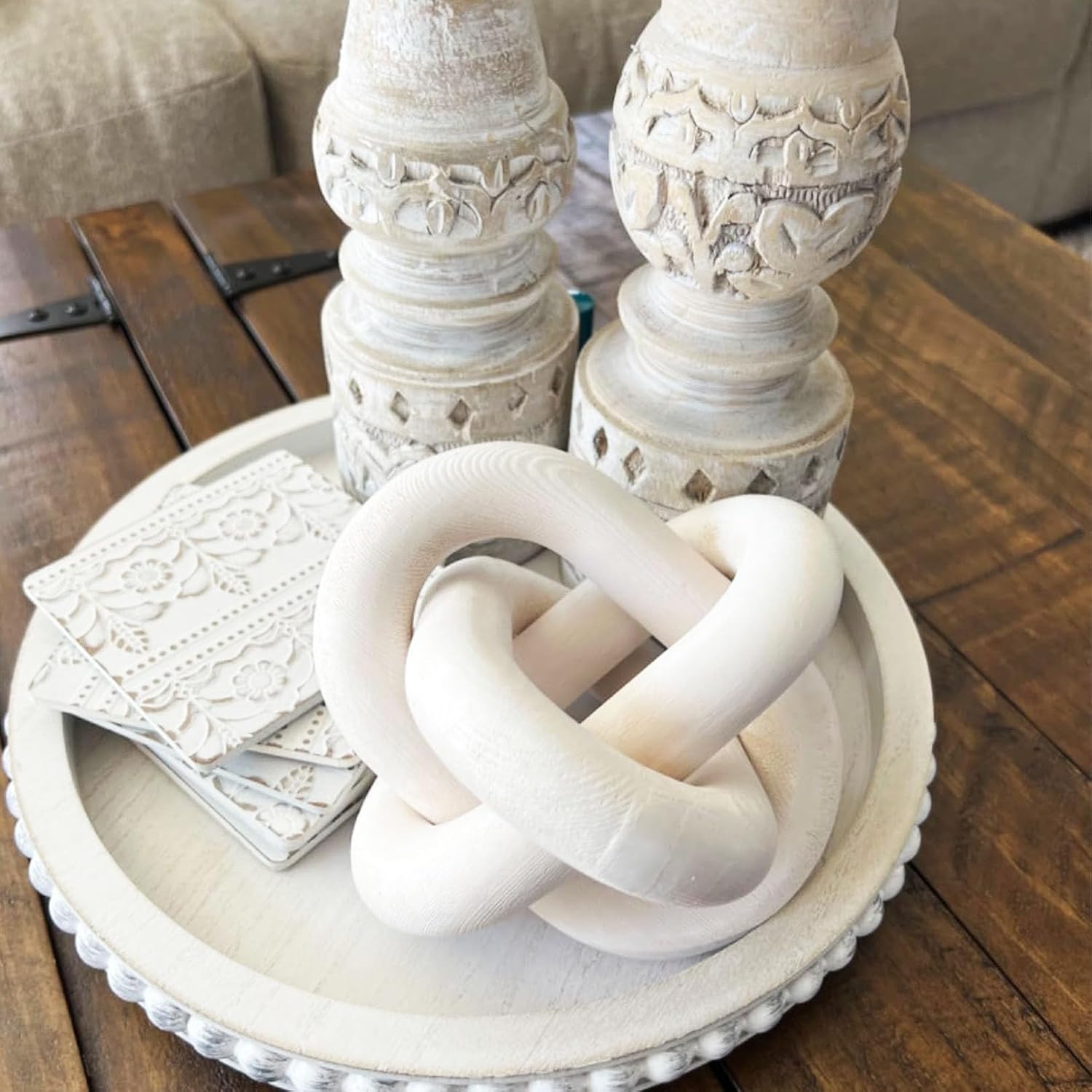 Wooden Knot Decor / White