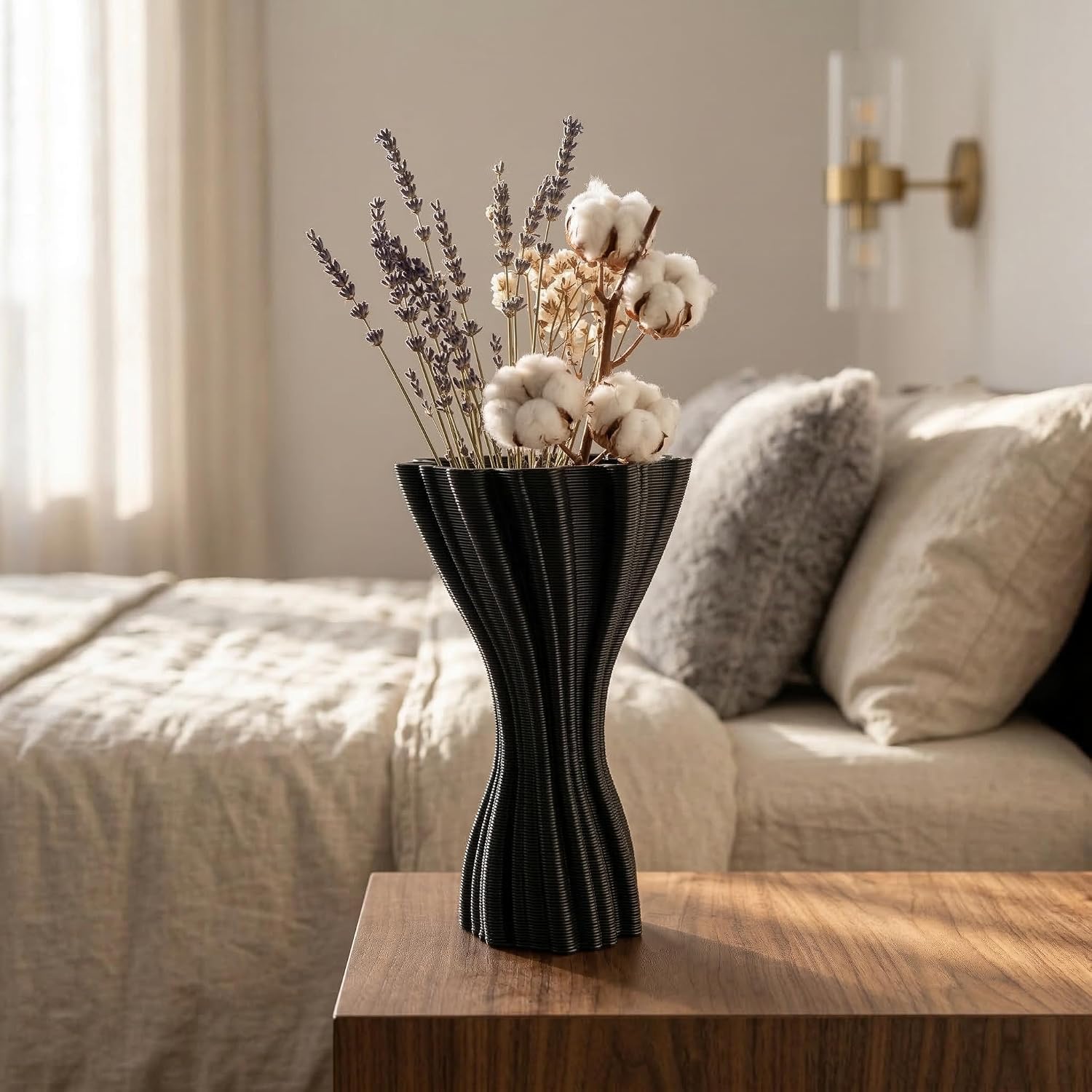 Minimalist Black Ceramic Vase / Black-a, 7.87 Inch