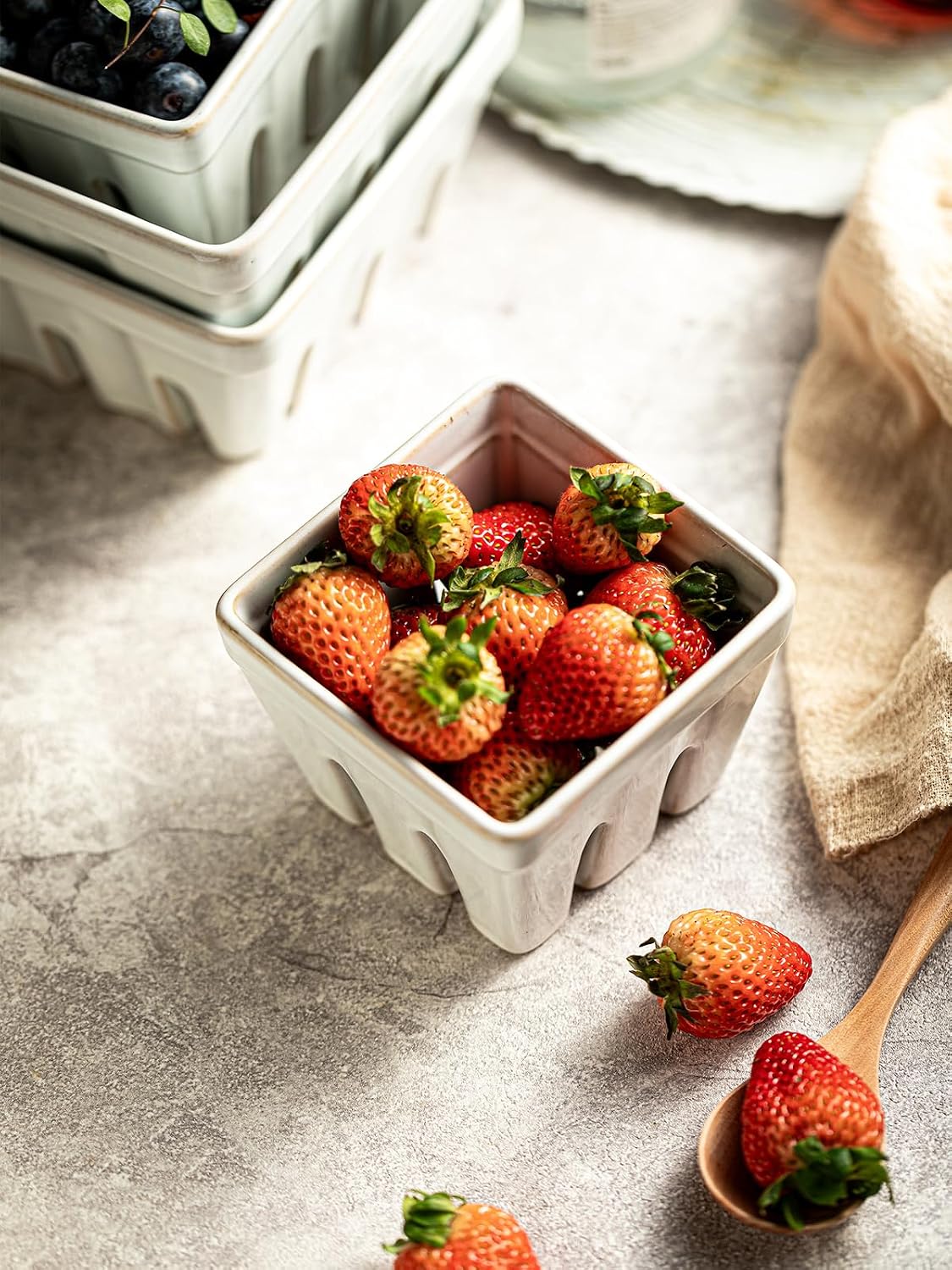 Ceramic Berry Basket / White / Square-4.0 Inch / Set of 2