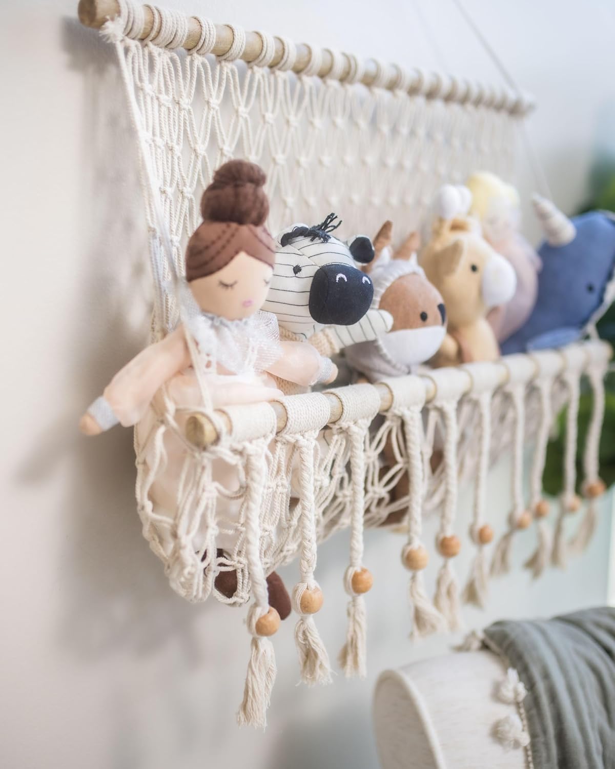 Willow Macrame Hanging Storage Bin / Beige