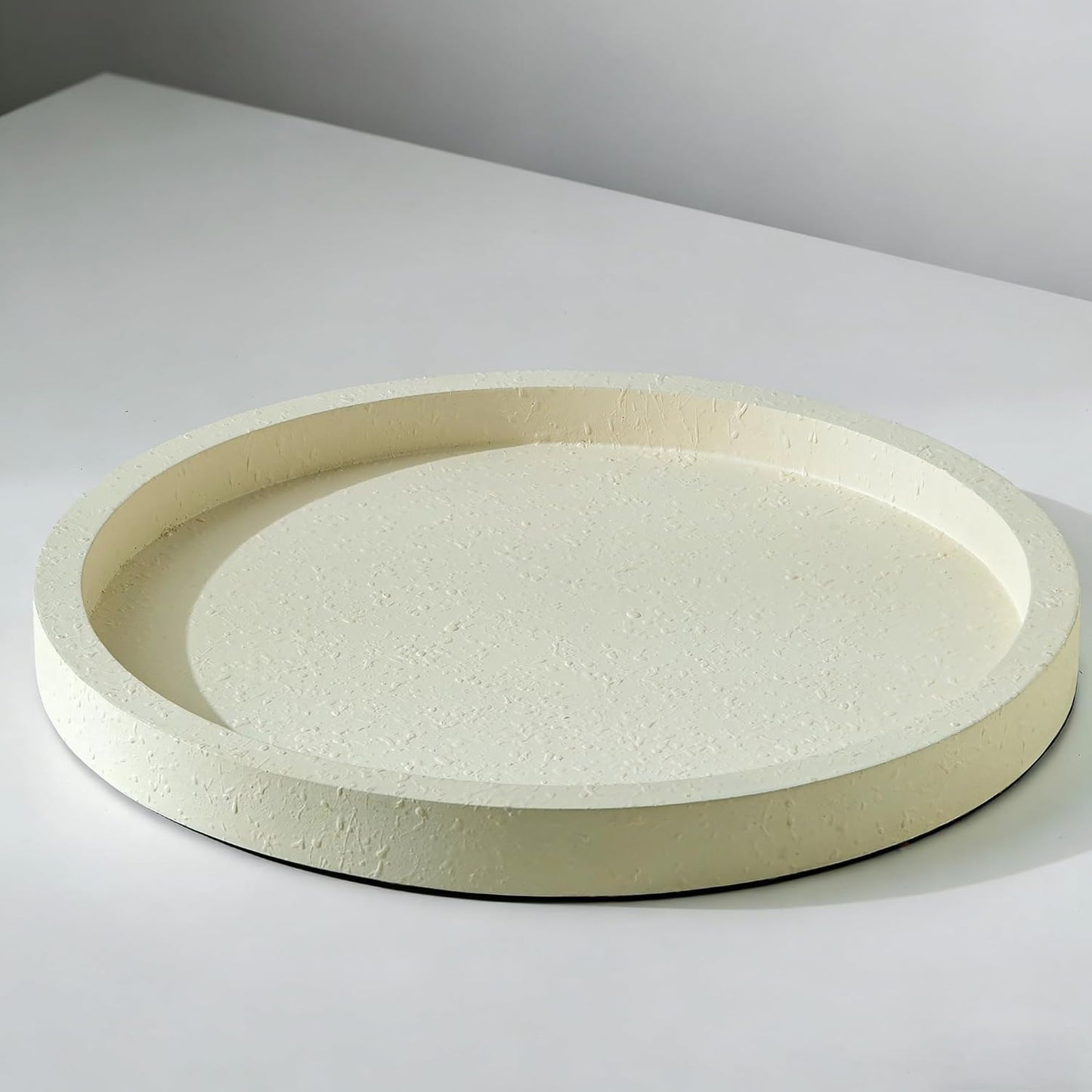 Decorative Trays / White Round Tray / CREAM WHITE
