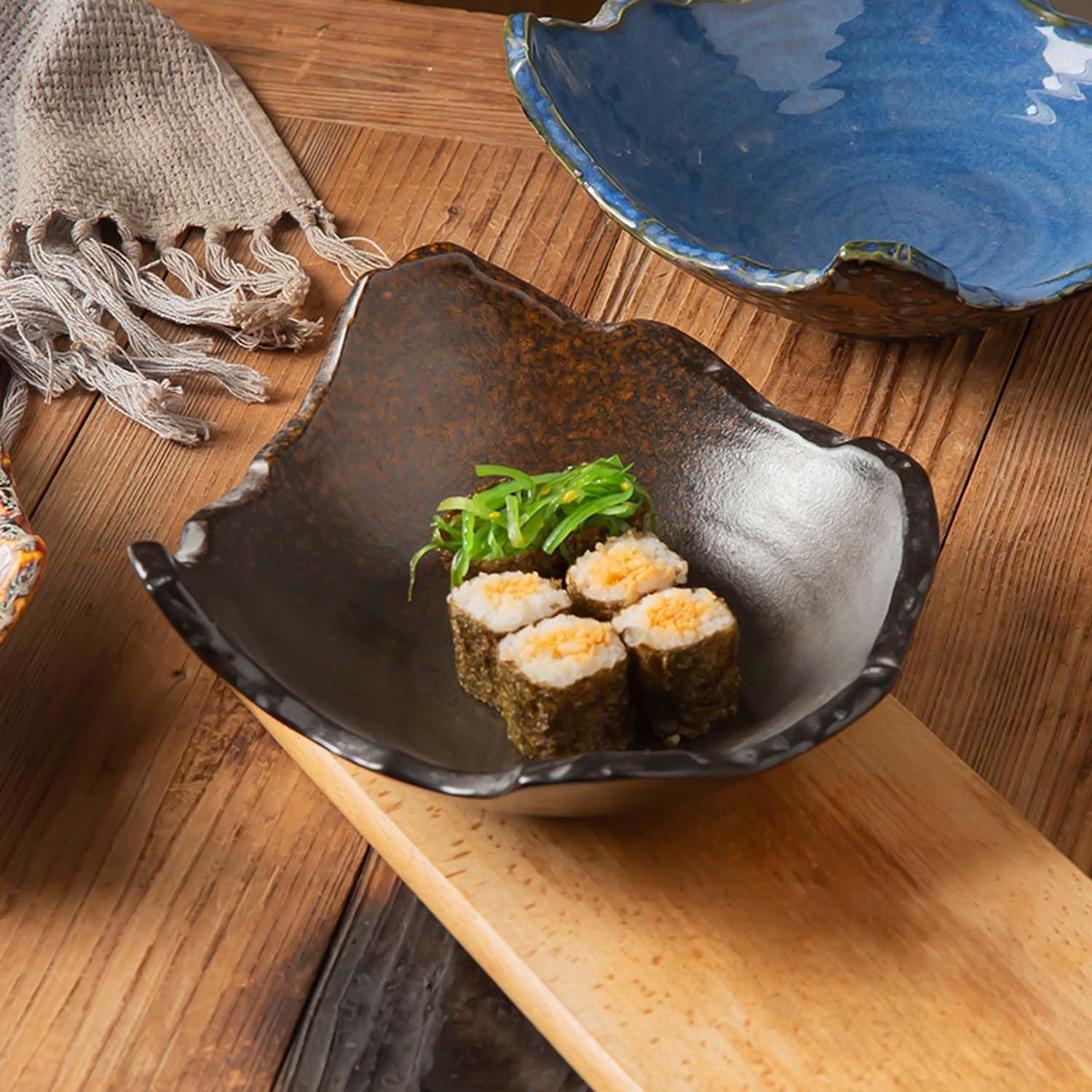 8" Small Ceramic Decorative Bowl 1 Pice / Black