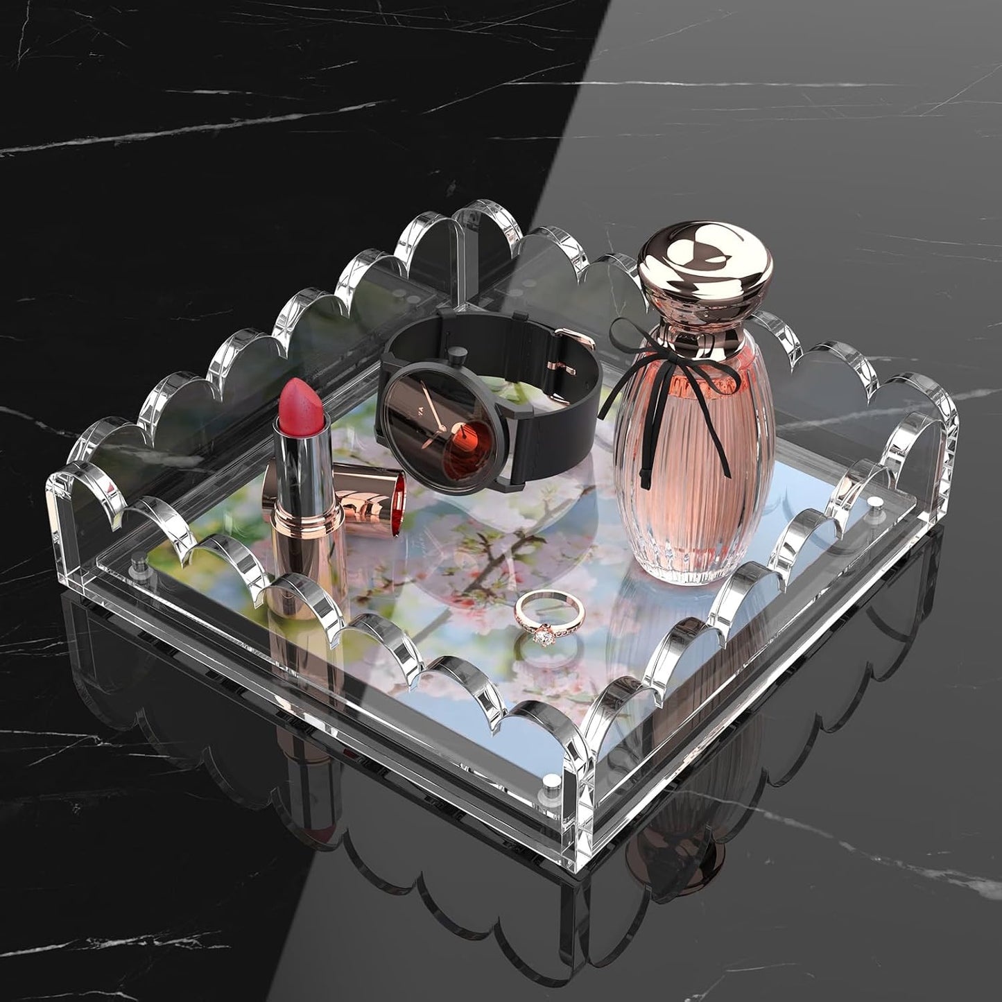 Scalloped Acrylic Tray / 7.9 x 7.9 x 2