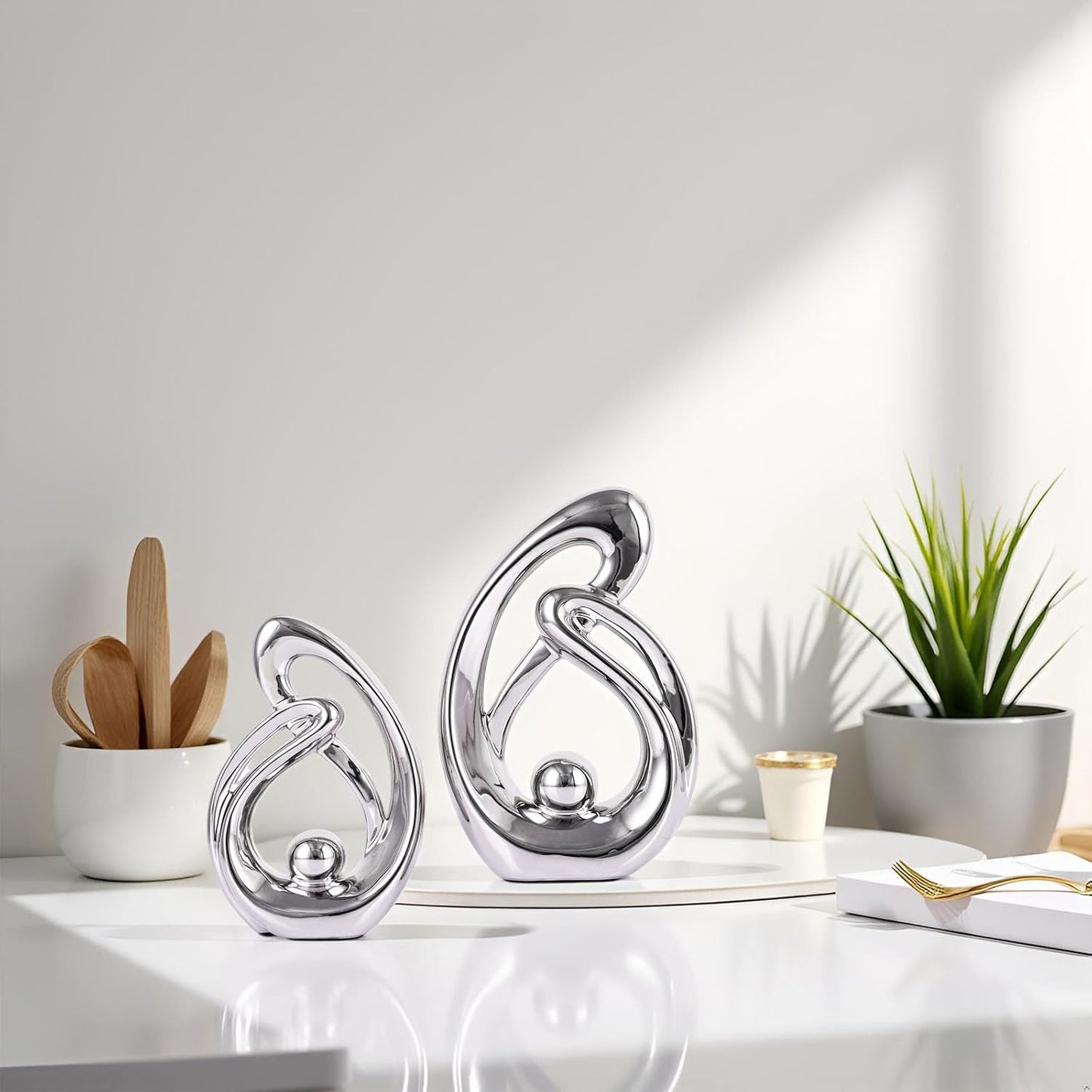 Home Decor Accent / Silver / Small