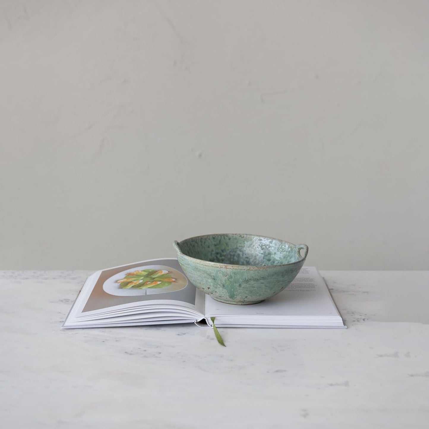 Aqua Reactive Glaze / 8.5"L x 7.75"W x 3.25"H