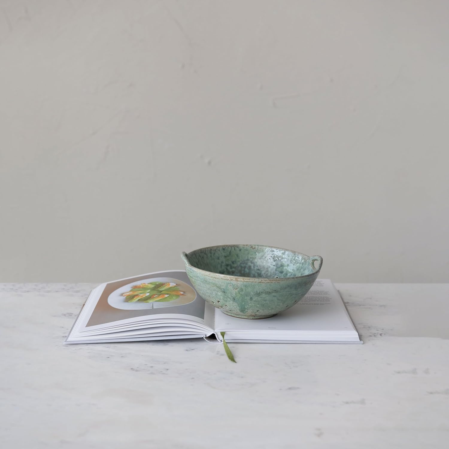 Aqua Reactive Glaze / 8.5"L x 7.75"W x 3.25"H