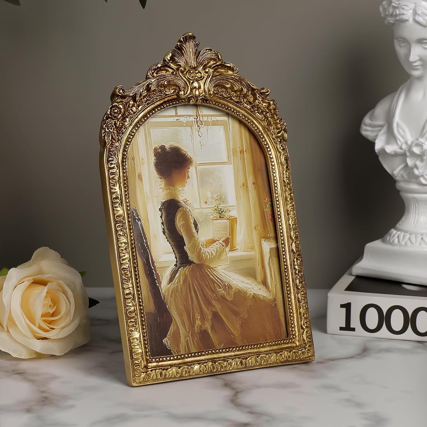 Vintage Picture Frames Gold Frame / Gold Arch / 5 x 7