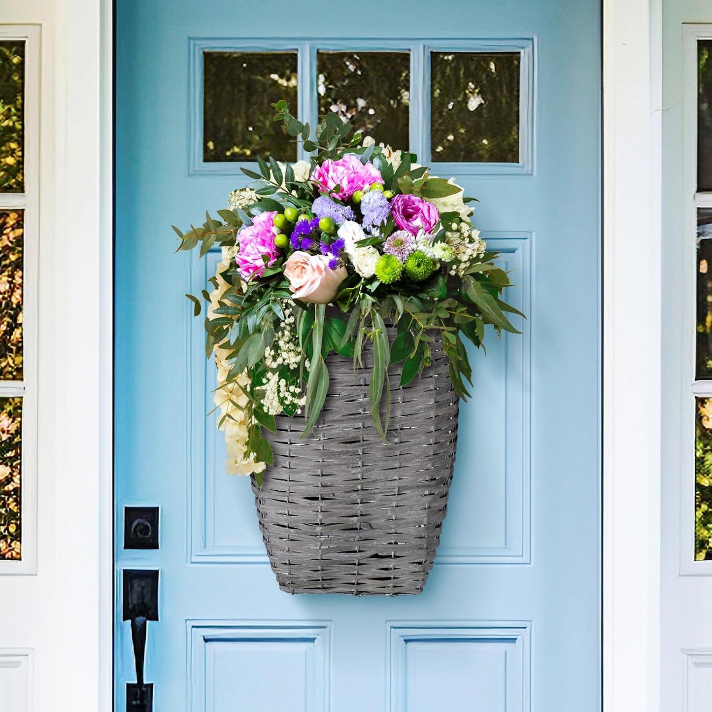 Front Door Basket Woven Hanging Basket / Vintage