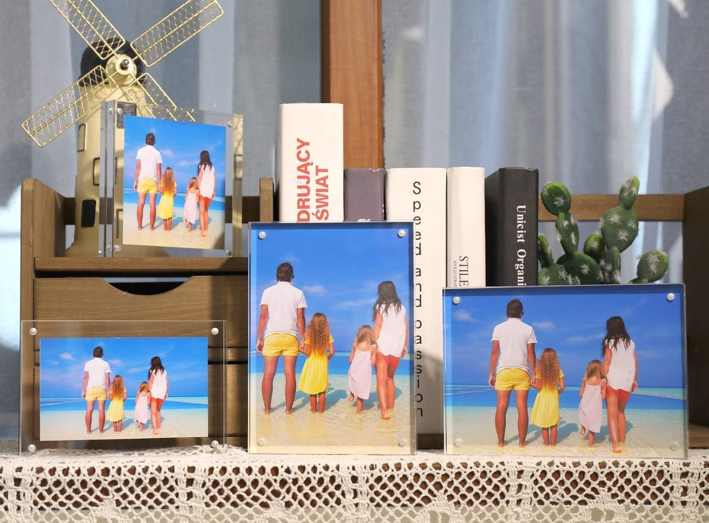 Meetu Acrylic Picture Frame 4x6,Clear Freestanding Double Sided 20mm Thickness Frameless Magnetic Photo Frames Desktop