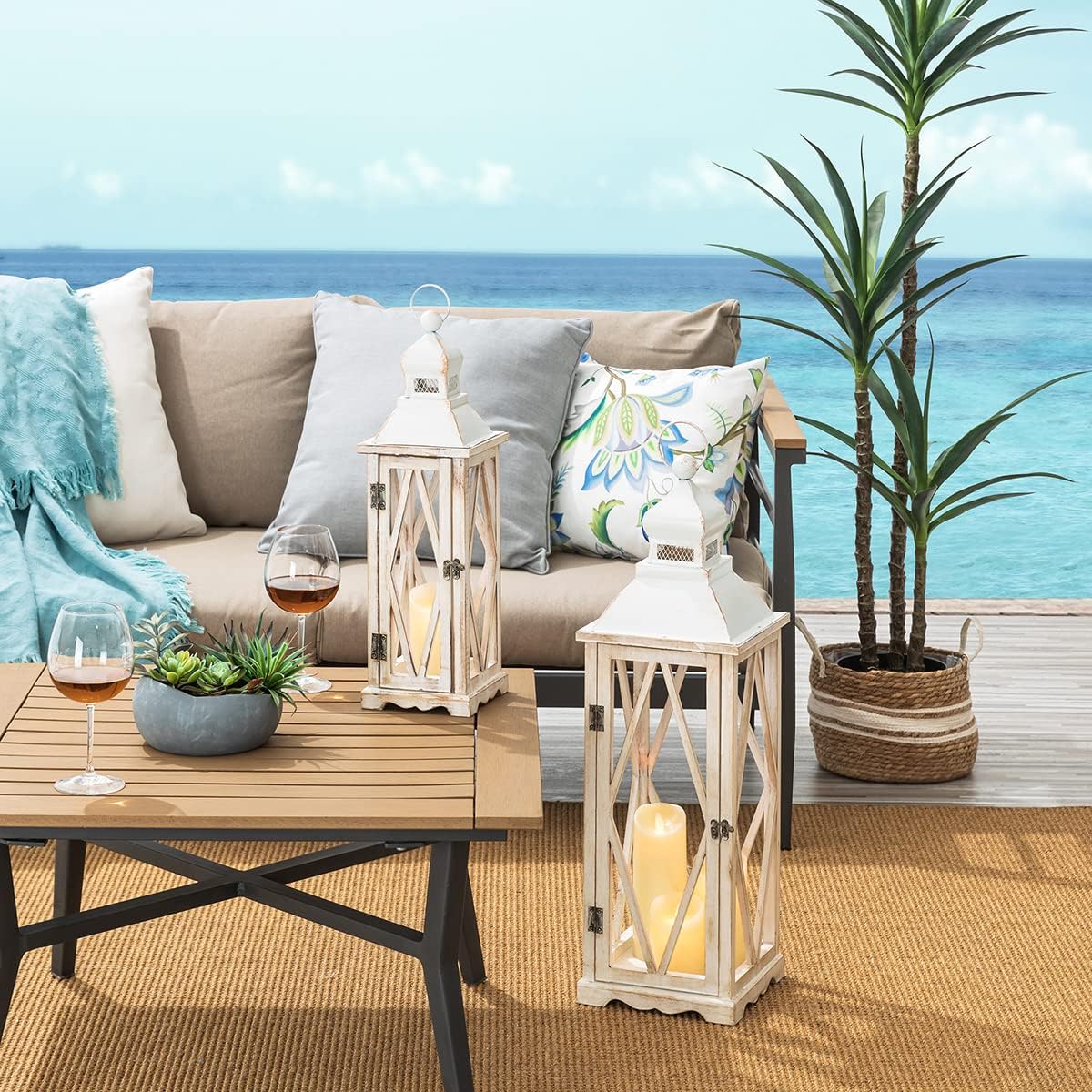 Glitzhome Farmhouse White Wood Metal Lanterns Decorative Hanging Candle Lanterns Set of 2