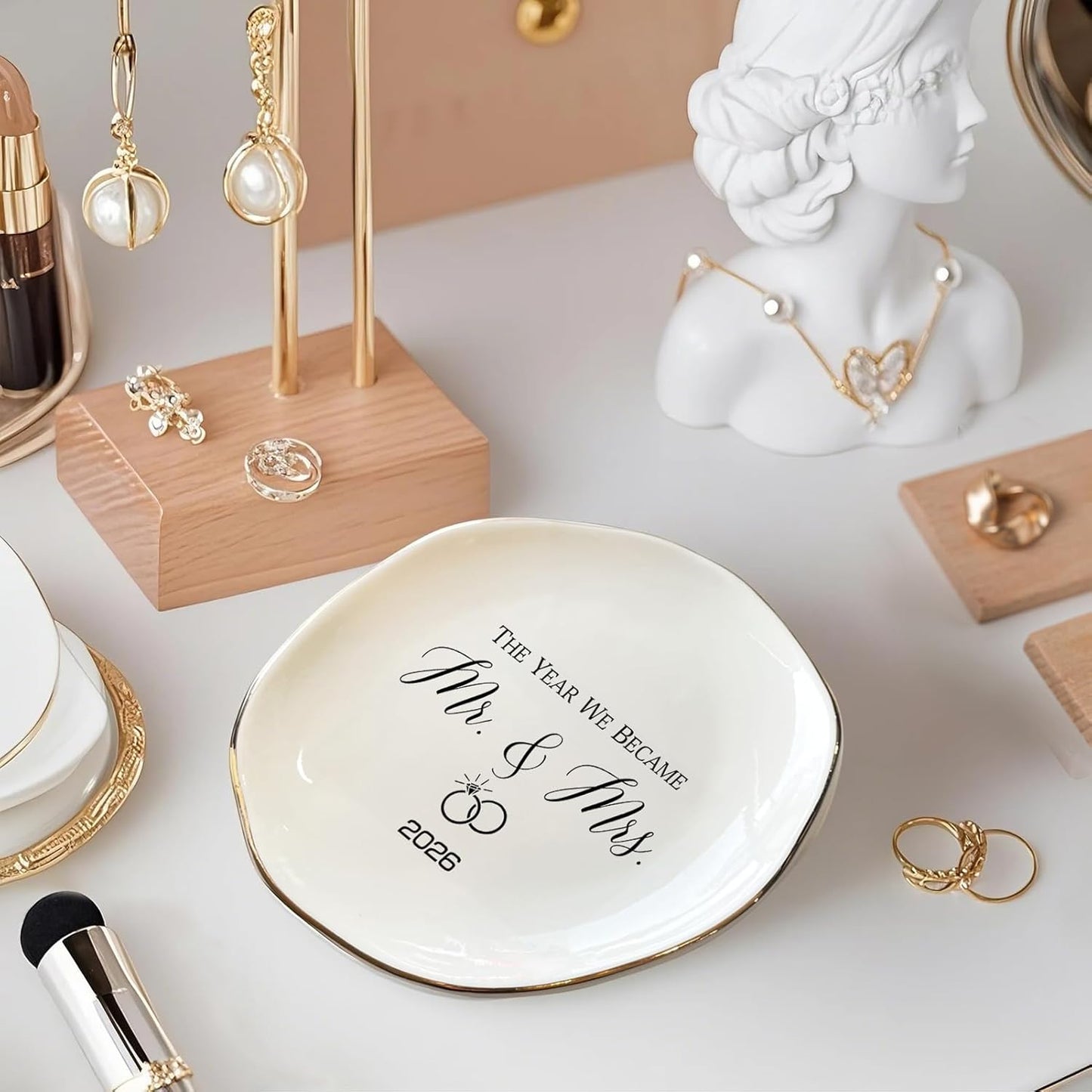 Elegant Ceramic Ring Holder for Engagement / The Year We Became Mr & Mrs 2026