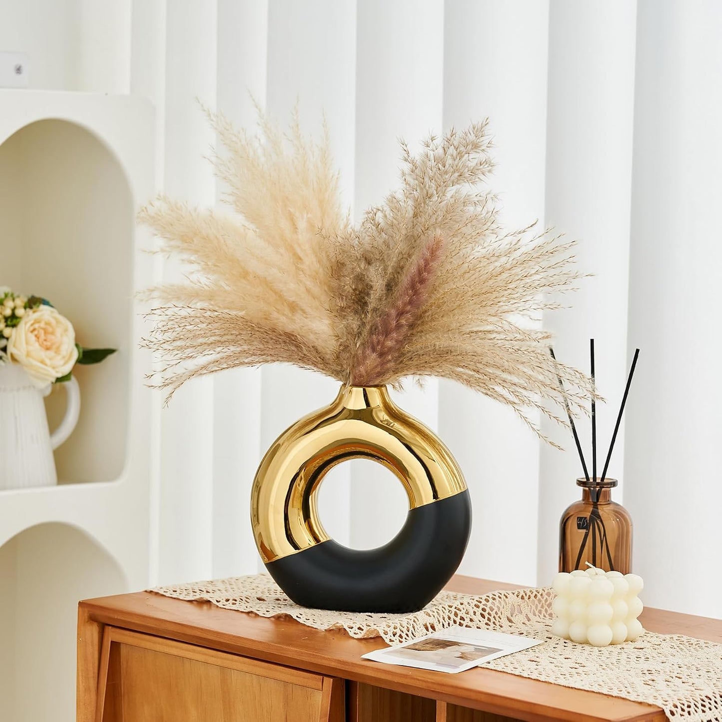 Ceramic Donut Vase / Black & Gold / Large