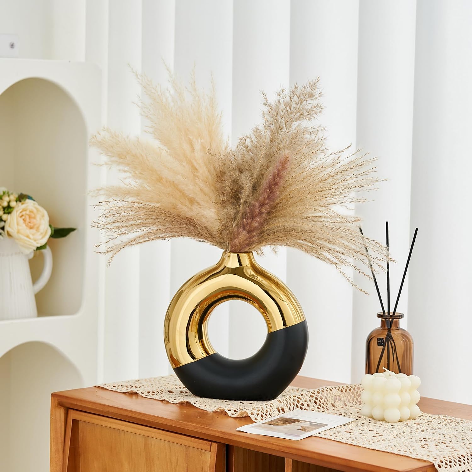 Ceramic Donut Vase / Black & Gold / Large