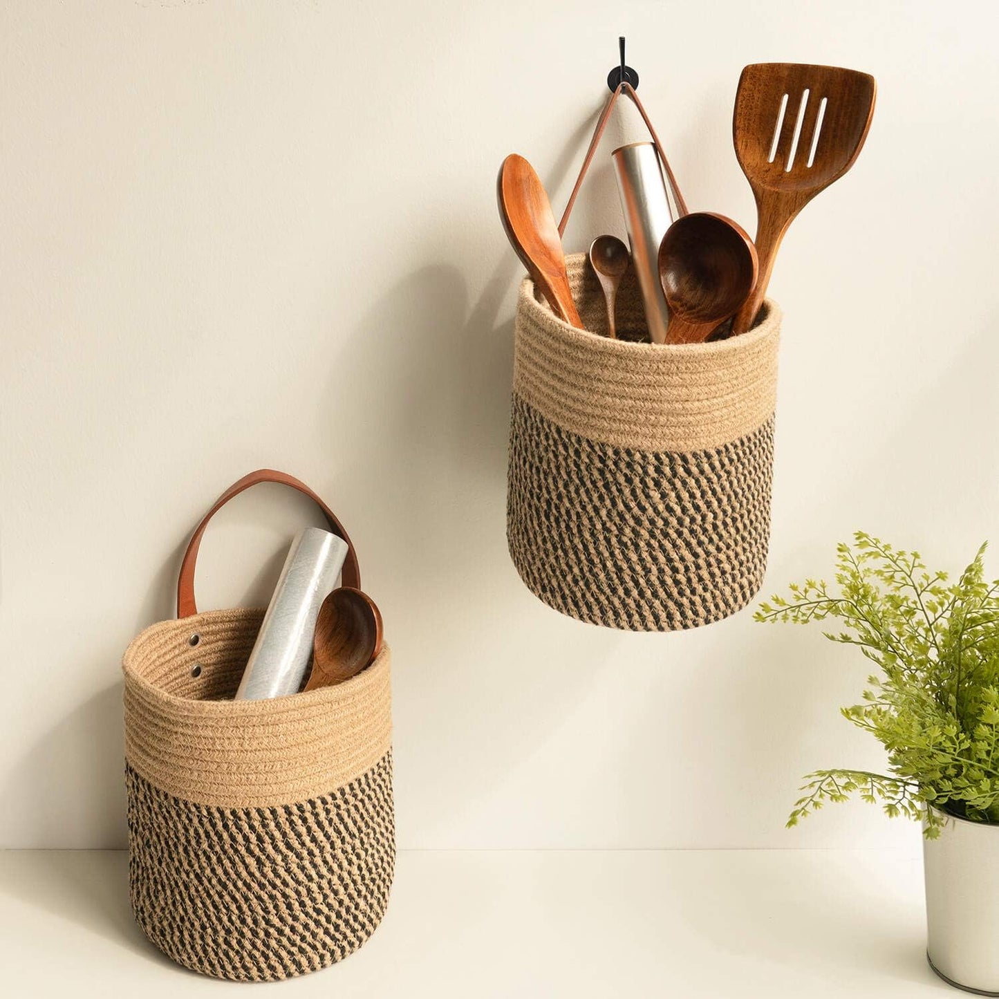 Small Woven Fern Wall Hanging Basket Flower Plants / Jute & Black / 7.87 x 7 / Set of 2