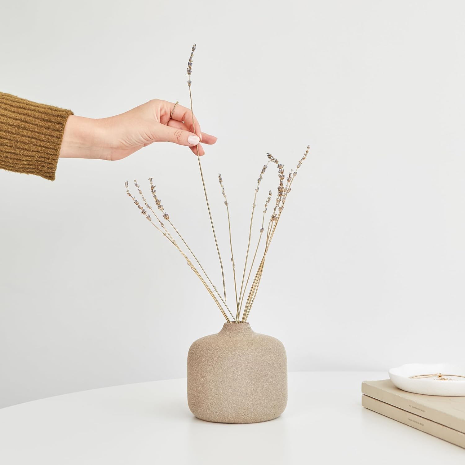 Round Boho Pampas Grass Vase