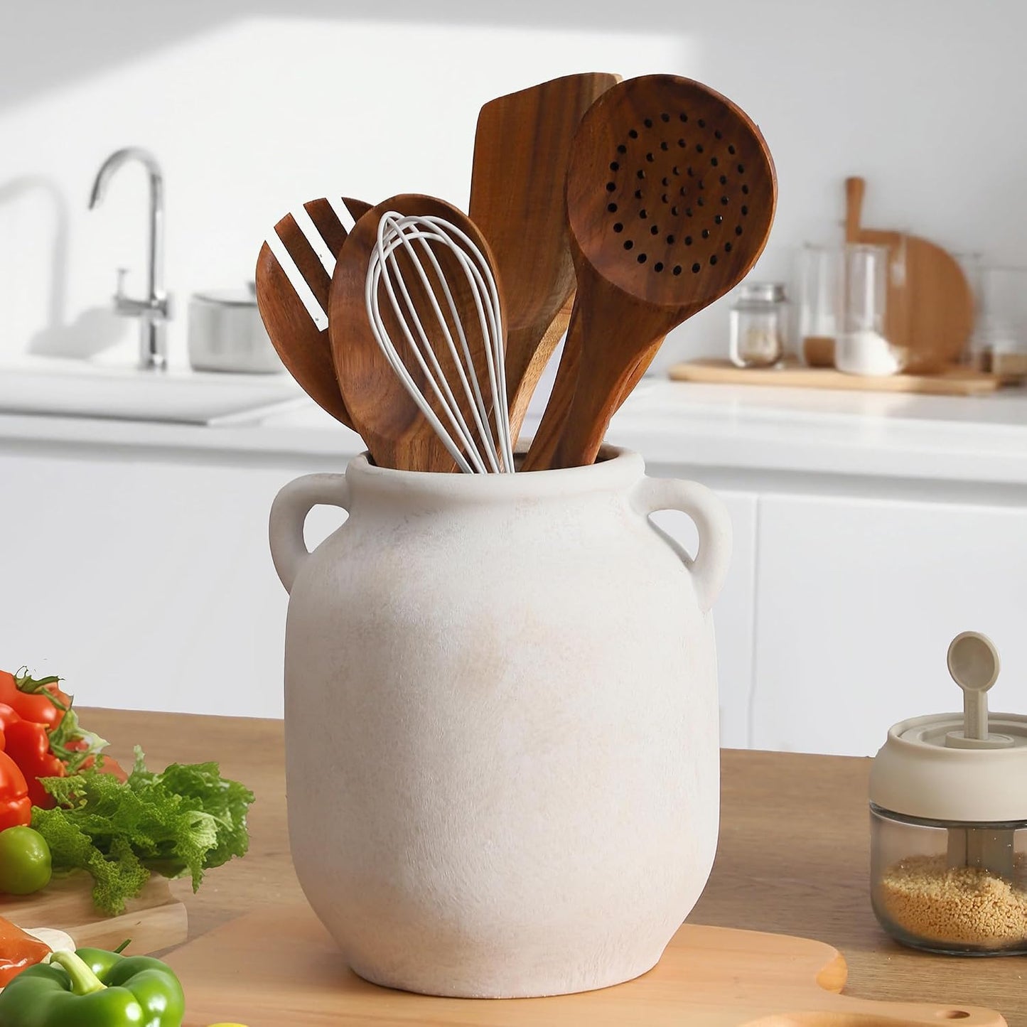 Farmhouse Rustic Table Vases / 7.6" Rustic / White / 7.6 Inch