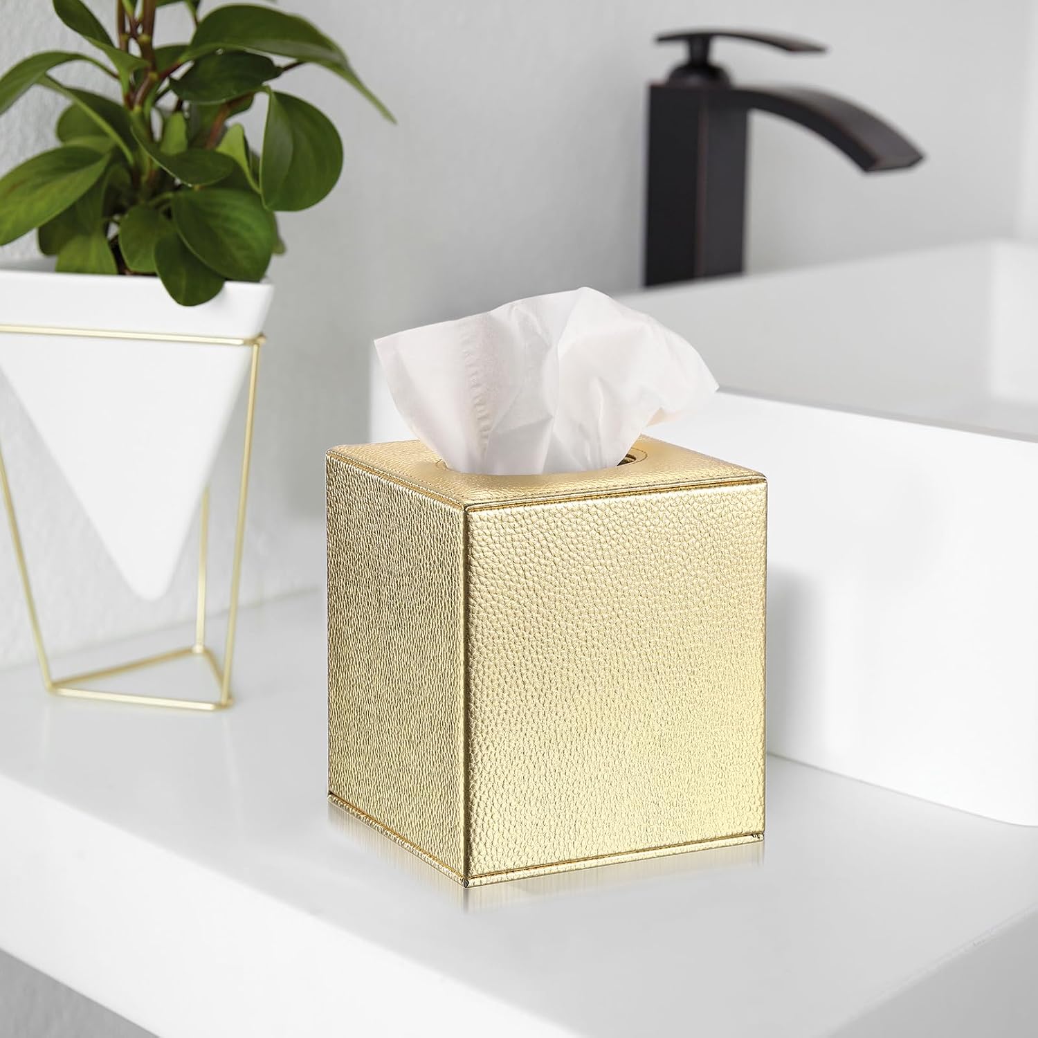 Tissue Box Cover Square Tissue Box Stylish PU Tissue Box Holder / Gold