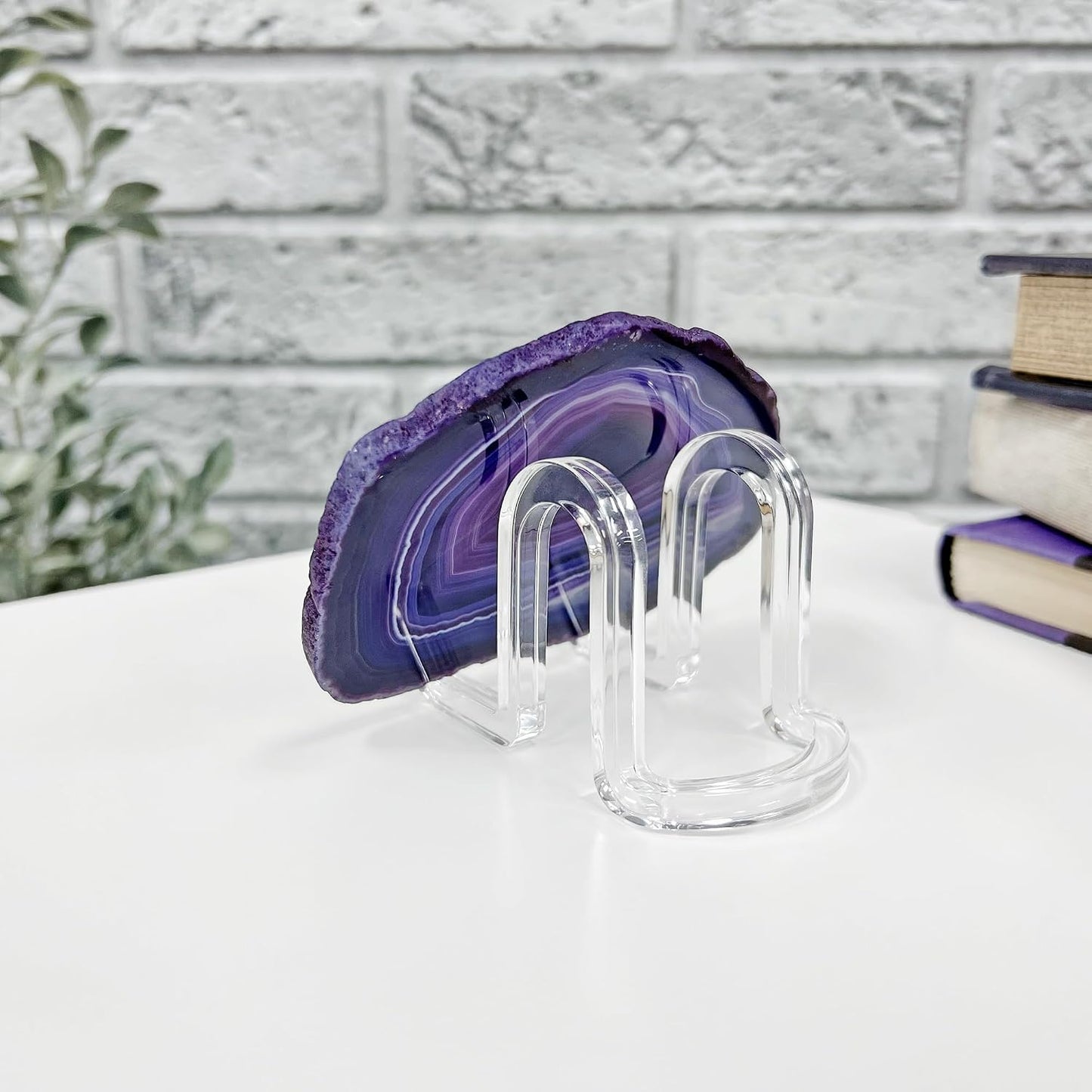 Acrylic Ribbon-Style Display Easel / 1.875 x 1.75 x 2.625 / Clear