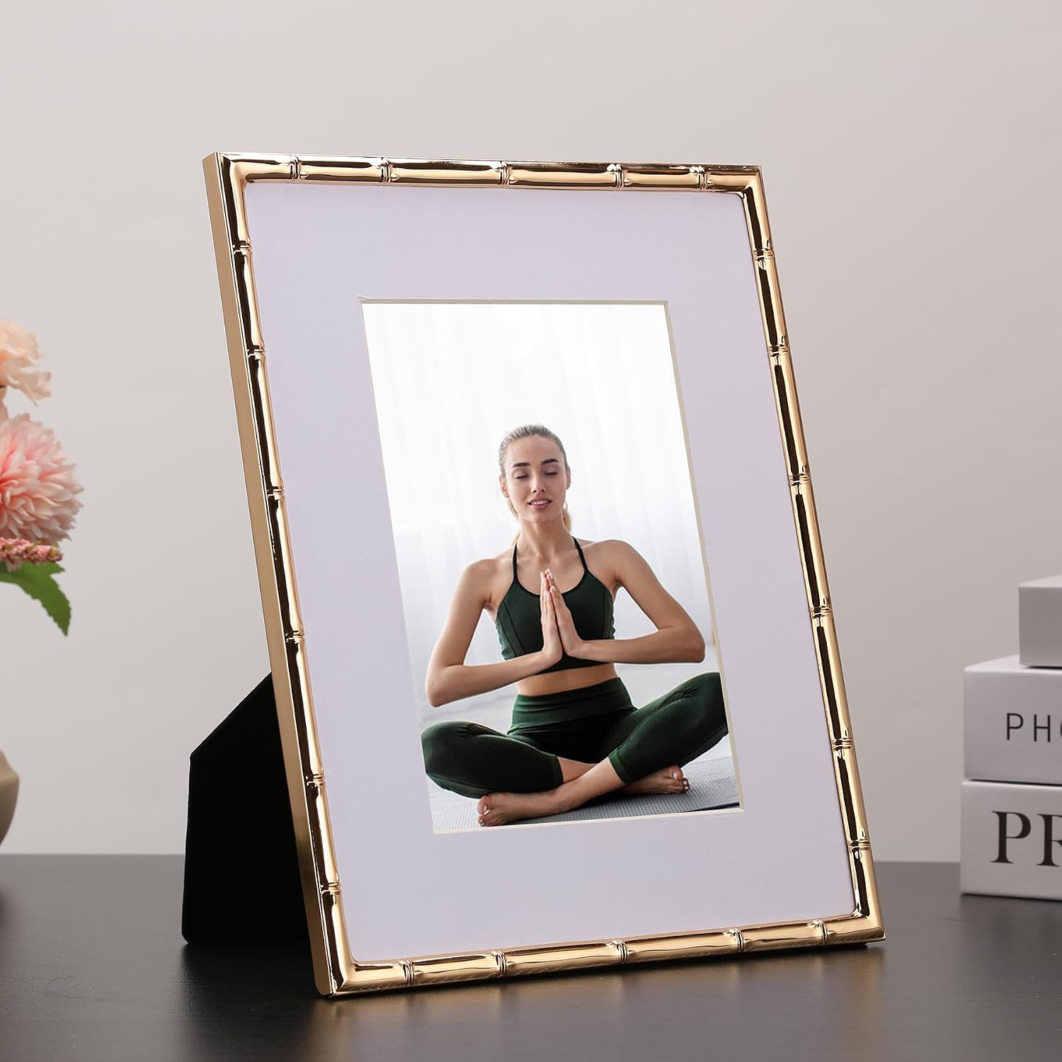 YiPinYin 8x10'' Bamboo Detail Gold Metal Picture Frame with Acid Free Mat for 5x7'' Set of 2,Narrow Gold Plated Photo