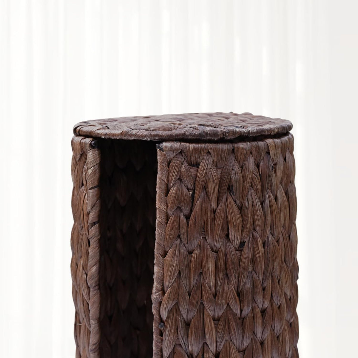 PINXIURY Water Hyacinth Paper Roll Holder, Wicker Toilet Paper Holder Stand for Bathroom, Toilet Roll Holder Stand for