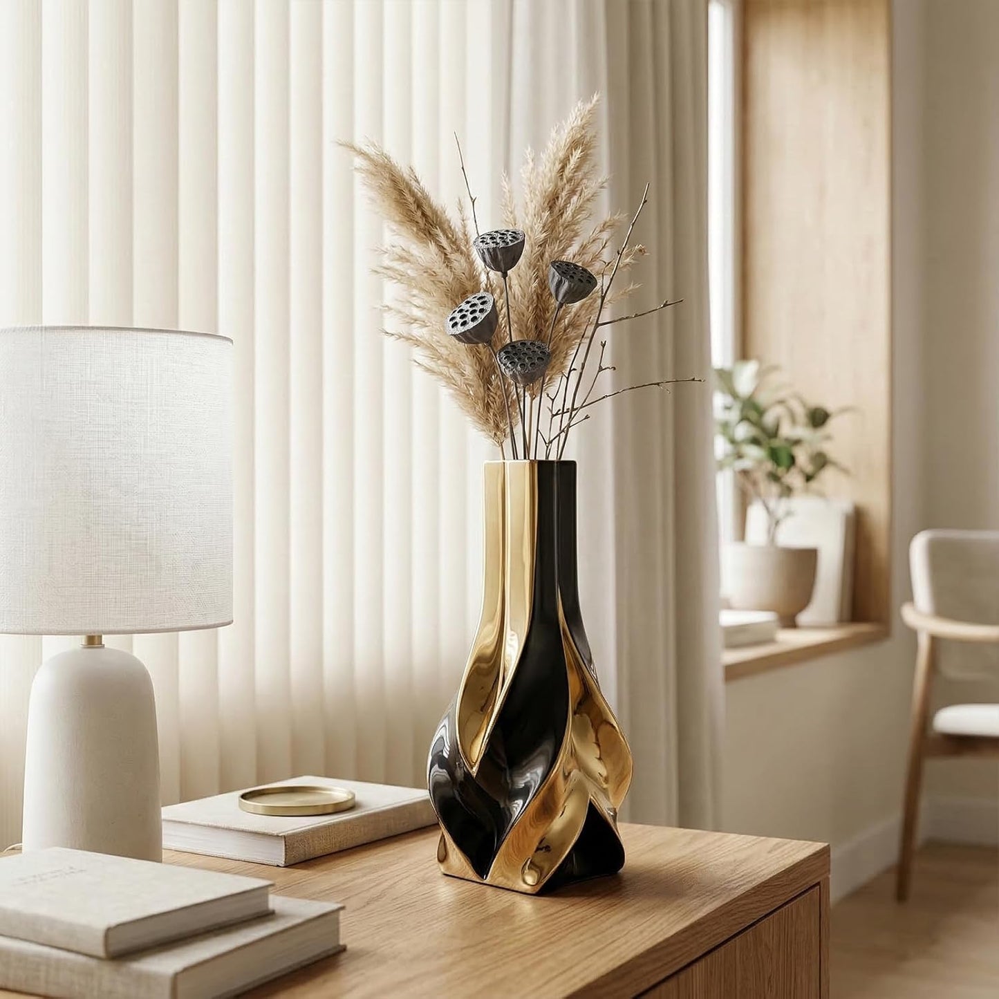 10.6" and Gold Ceramic Vase / Black