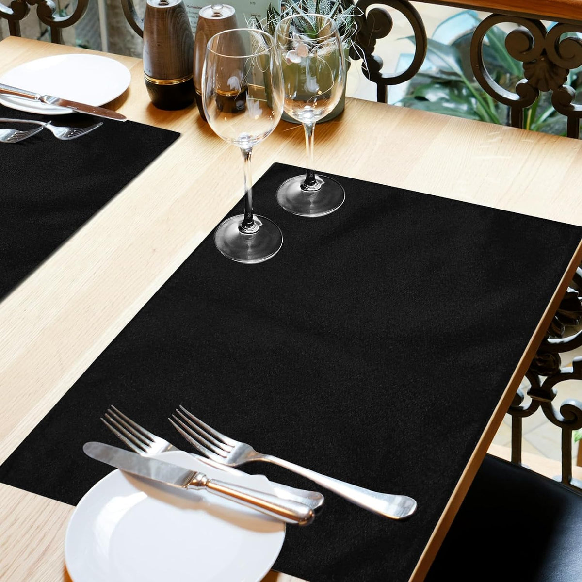 Cloth Placemats Set of 6, Cotton Linen Blend Place Mats, Black | Machine Washable, Double Layered, Heat Resistant