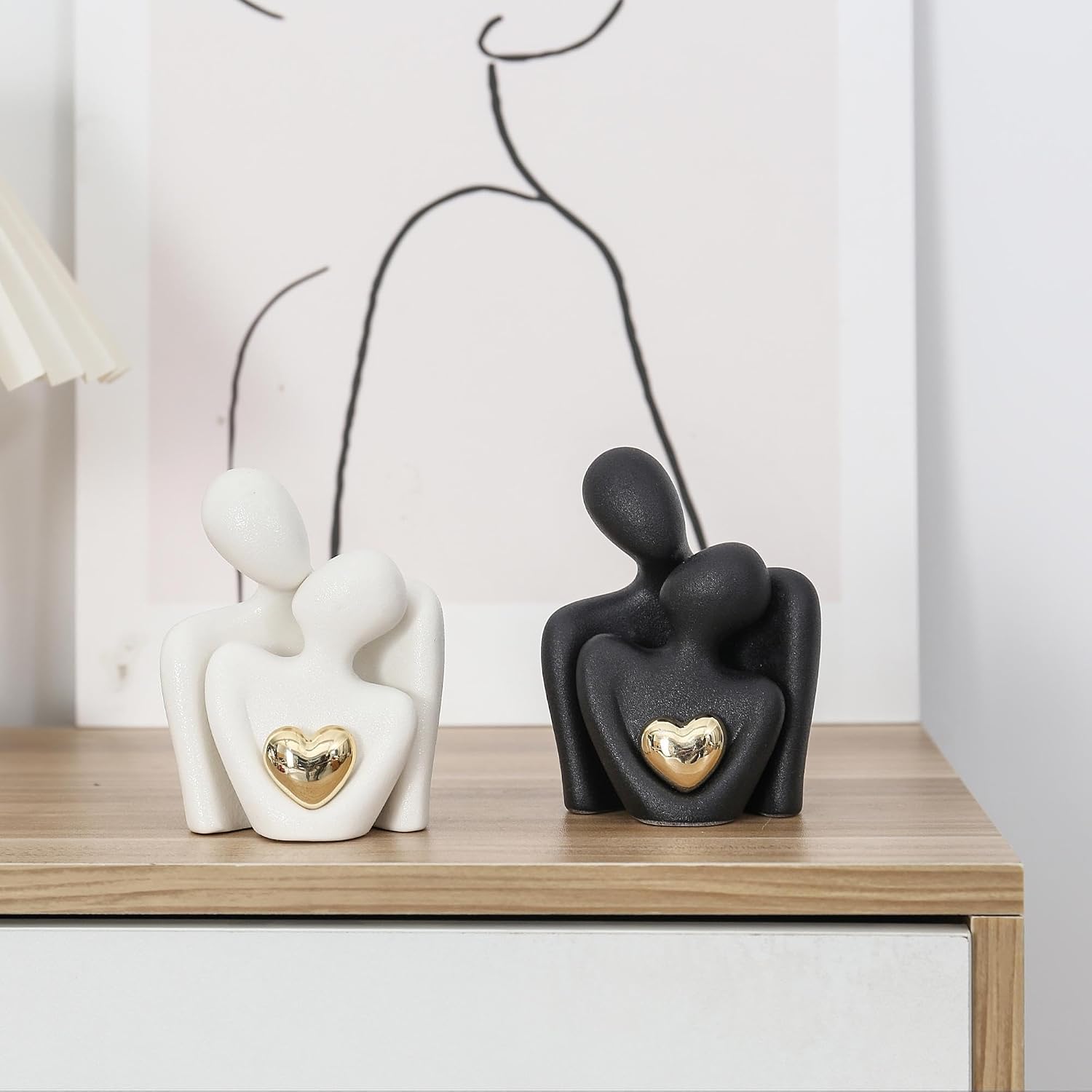 Ceramic Couple Statue / Black-4.7in