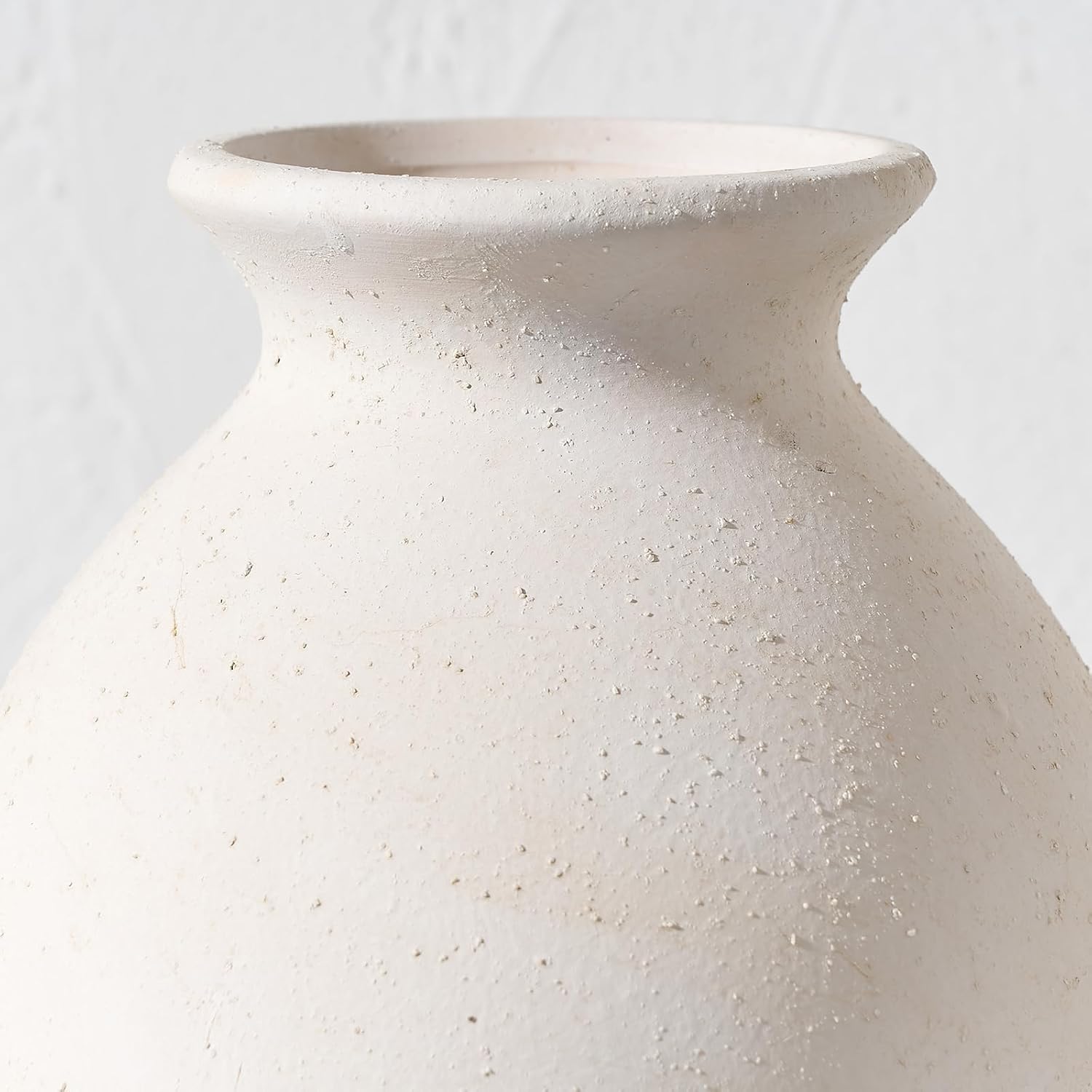 Ceramic Rustic Farmhouse Vase / Off-white / 9.2 Inch
