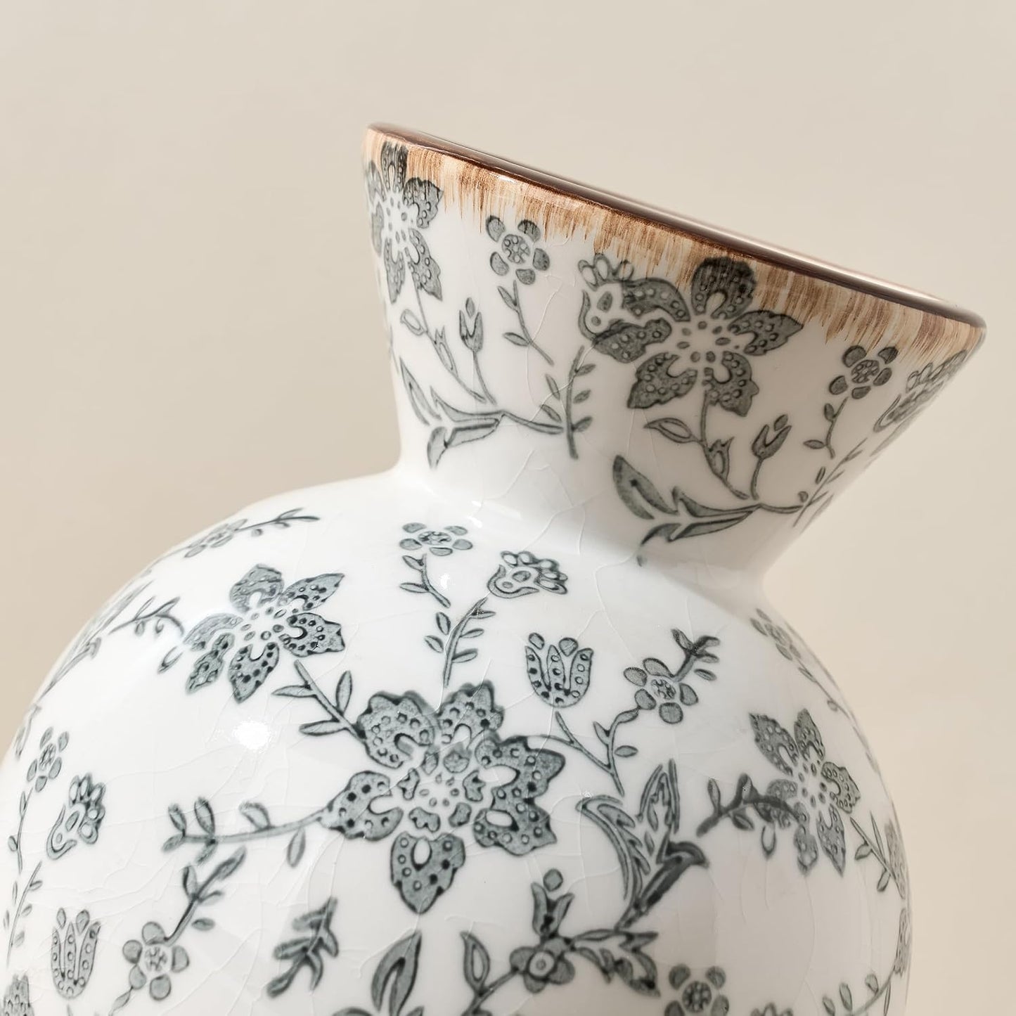 Vintage Rustic Chinoiserie Floral Vase / Gray- 6.61
