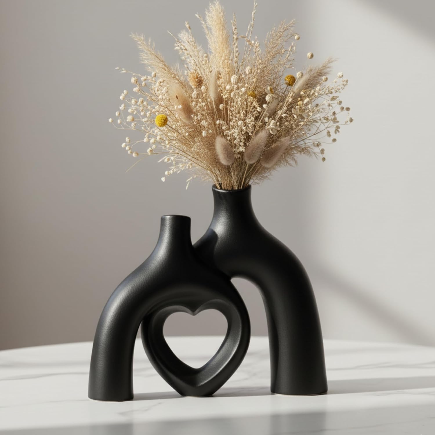 Hug Donut Ceramic Decorative Vase Set / Heart - Matte Black