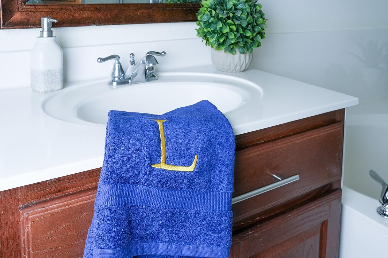 Navy with Gold Monogrammed Hand Towels for Bathroom - Set of 2 Letter L | Luxury Hotel Quality Initial Towels For