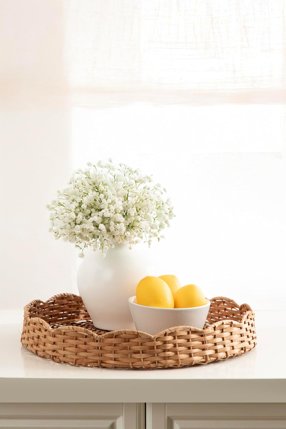 Wavley Modern Round Scalloped Woven Rattan Tray / Natural / 18 Inch