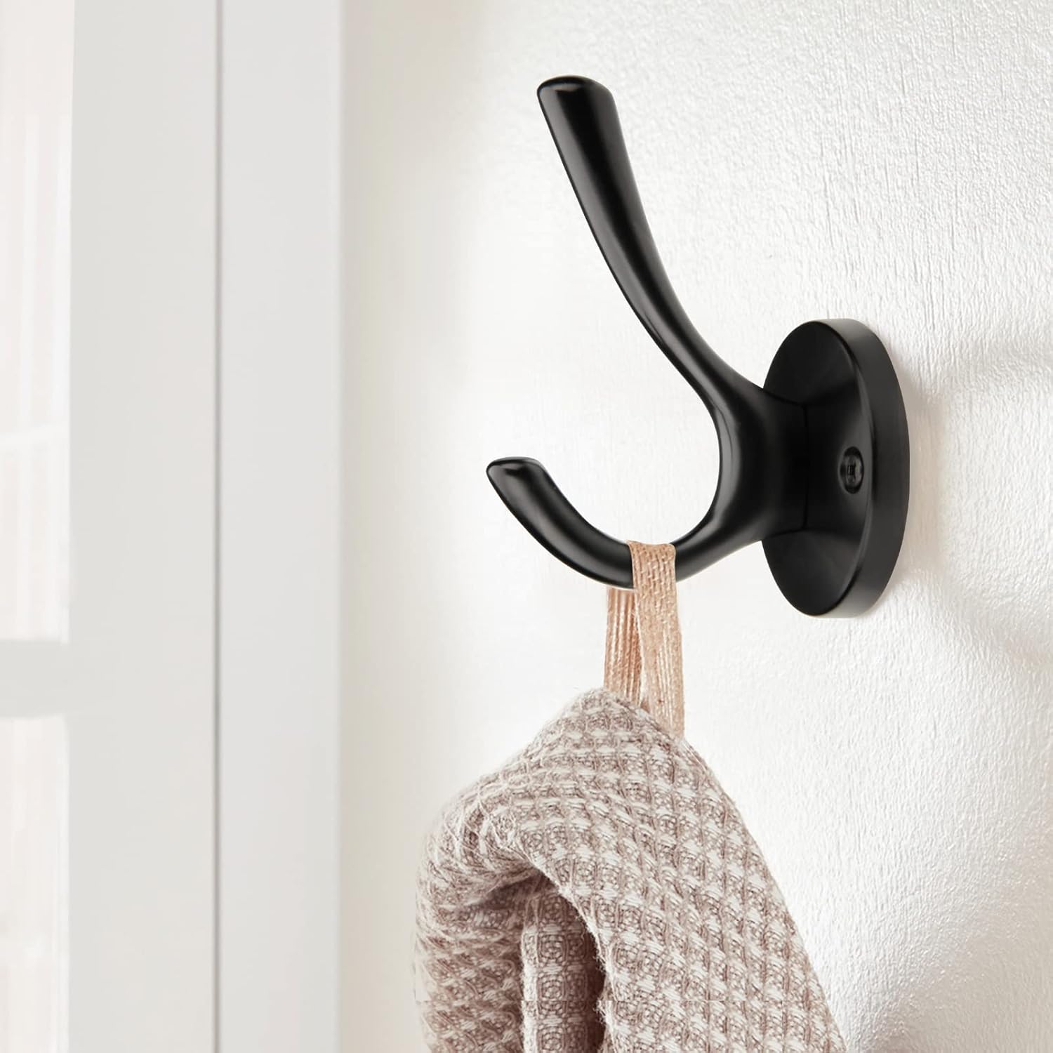 Round Coat Towel Hooks / Matte Black / Set of 5